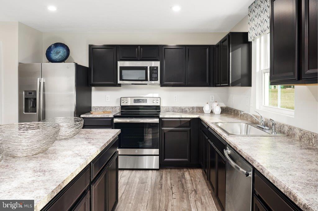 RIDGELY FOREST - Residential