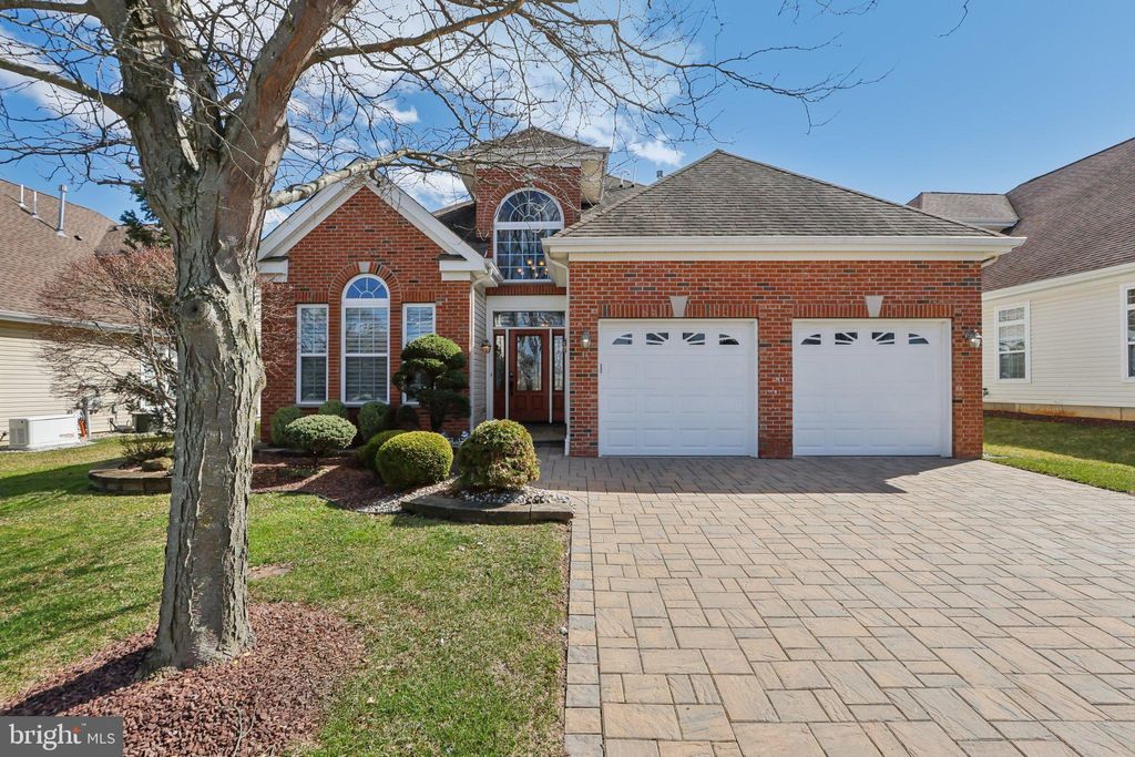 Photo of 14 Cobblestone Boulevard, MONROE TWP, NJ 08831 (MLS # NJMX2011554)