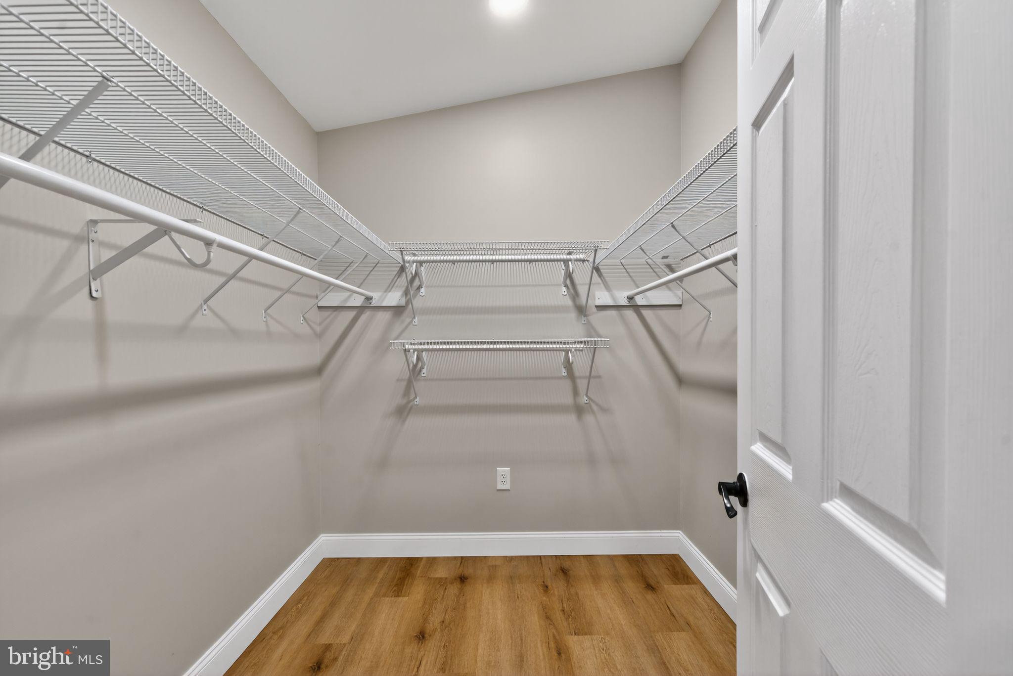 000 - Residential Lease