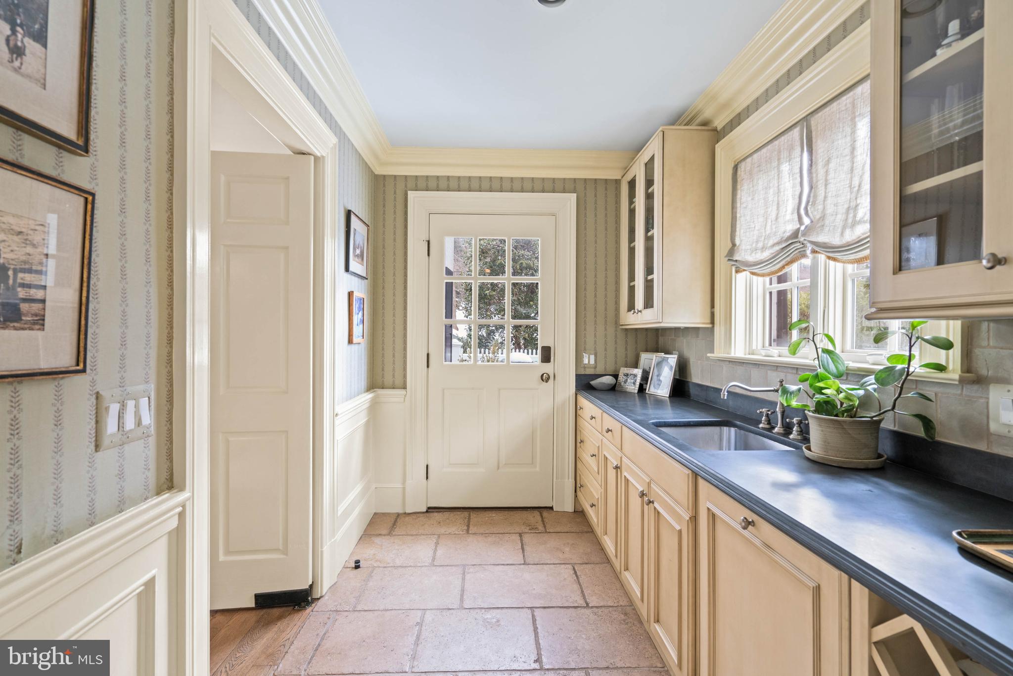 WESLEY HEIGHTS - Residential