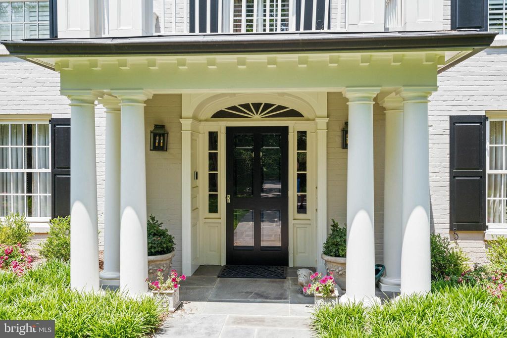 Photo of 4641 Dexter Street NW, WASHINGTON, DC 20007 (MLS # DCDC2244322)