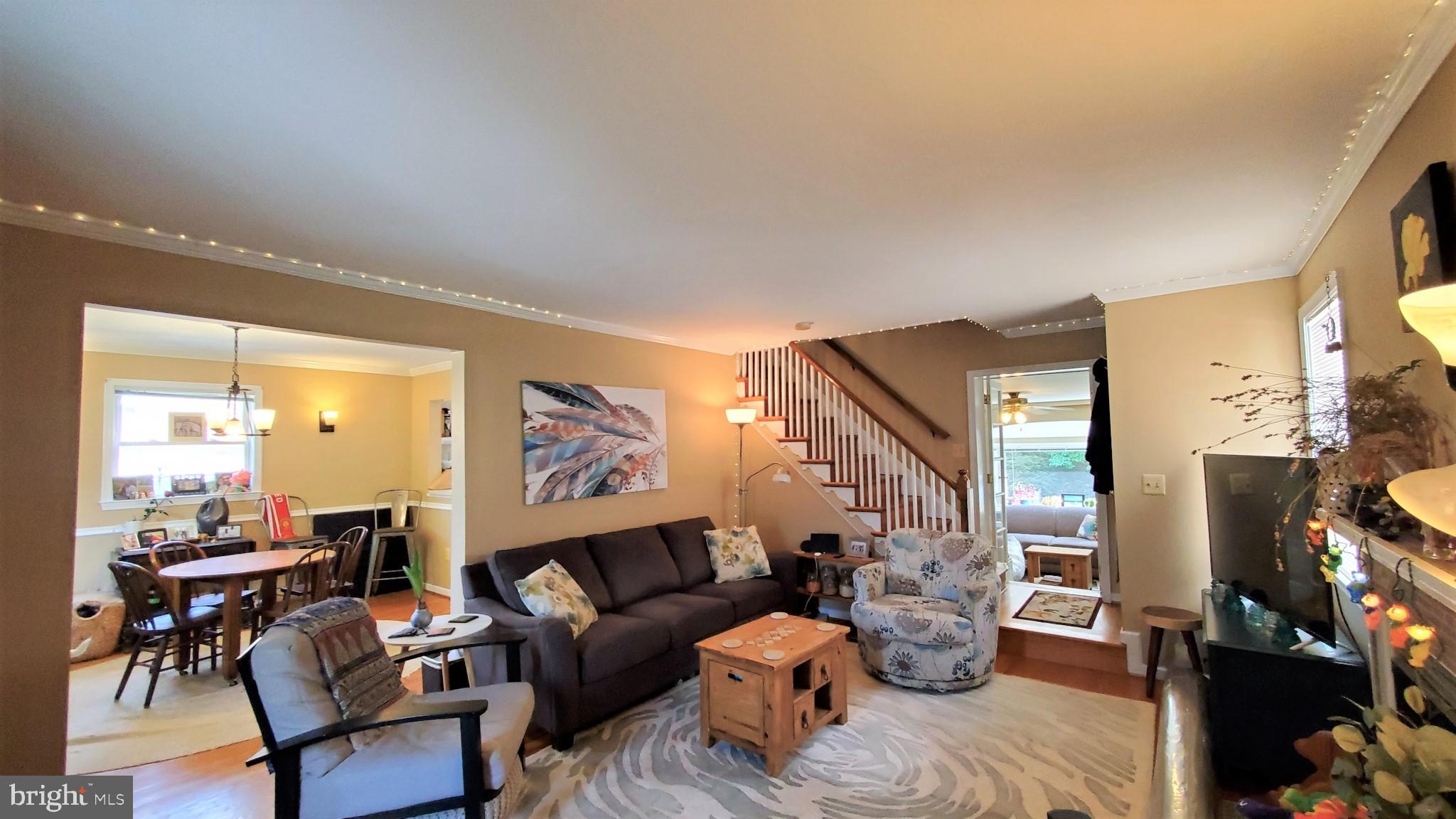 MEADOWBROOK VILLAGE - Residential Lease