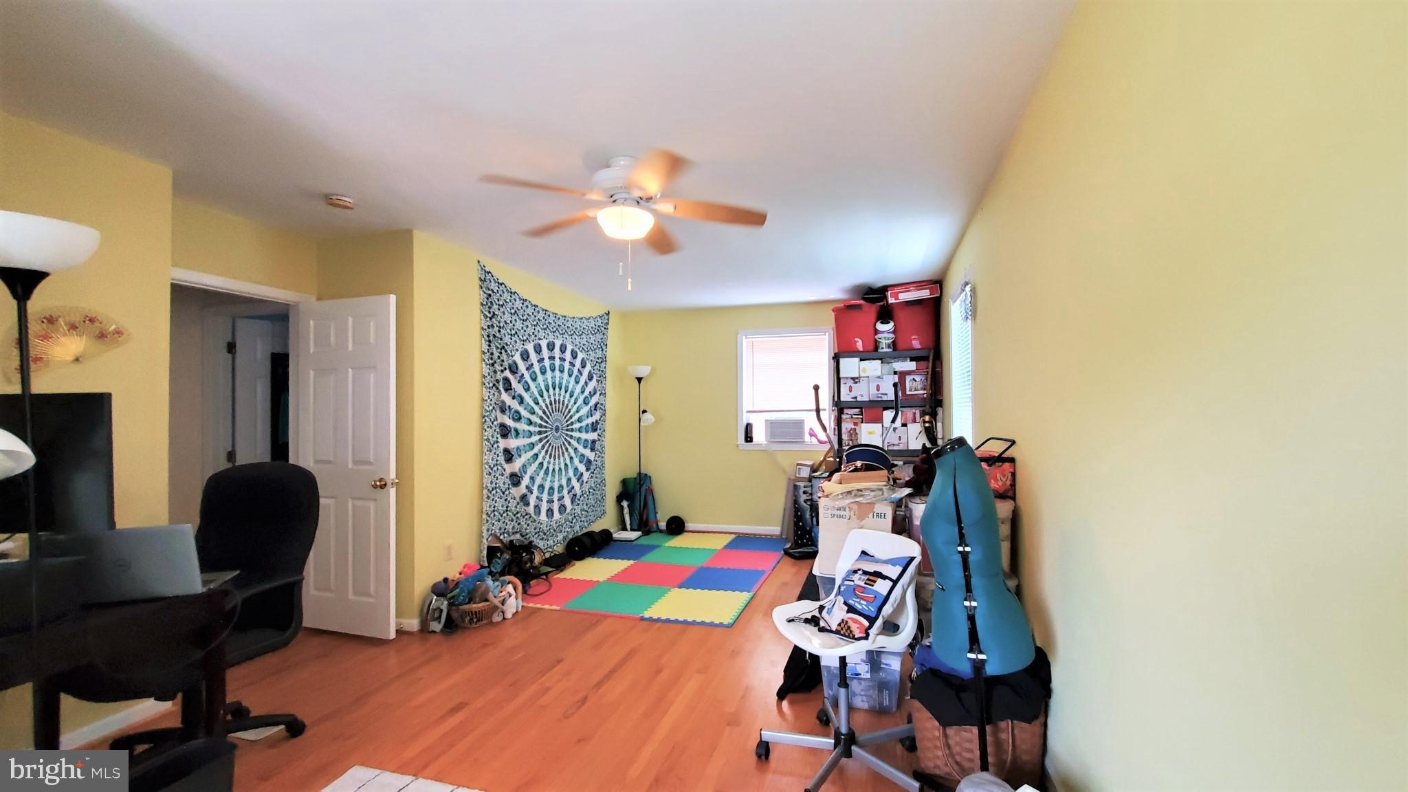 MEADOWBROOK VILLAGE - Residential Lease