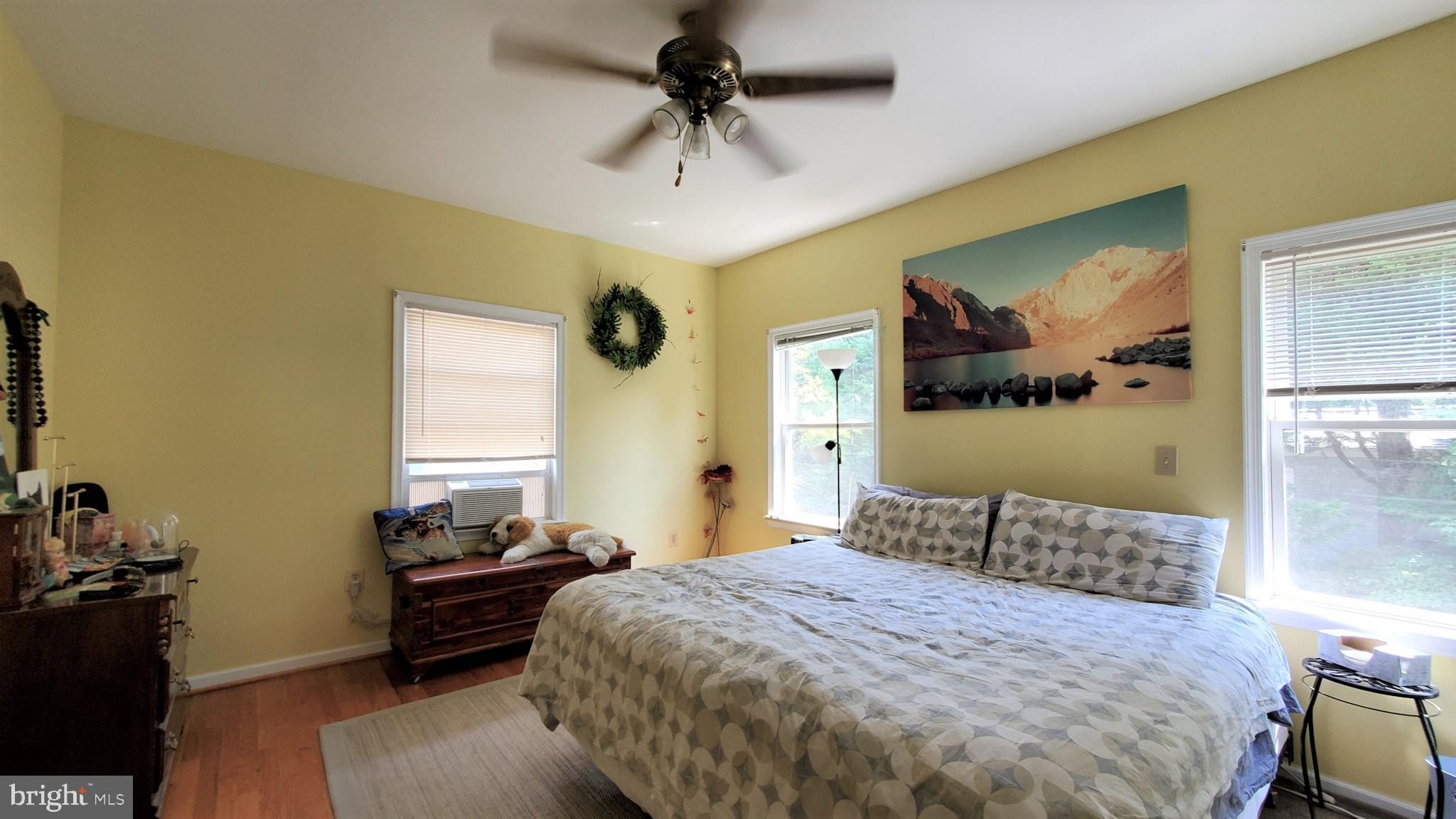 MEADOWBROOK VILLAGE - Residential Lease