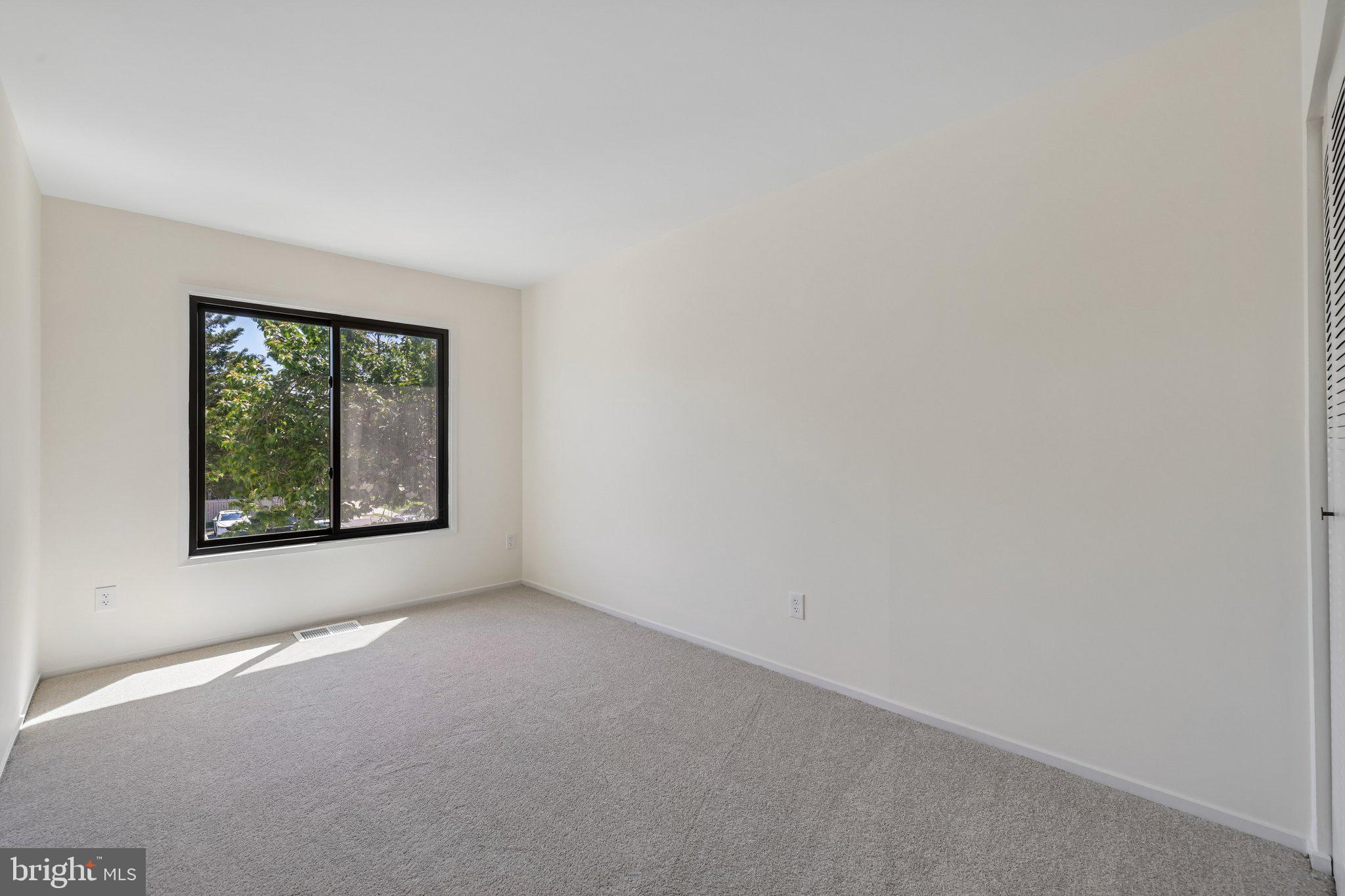 CLUBSIDE - Residential