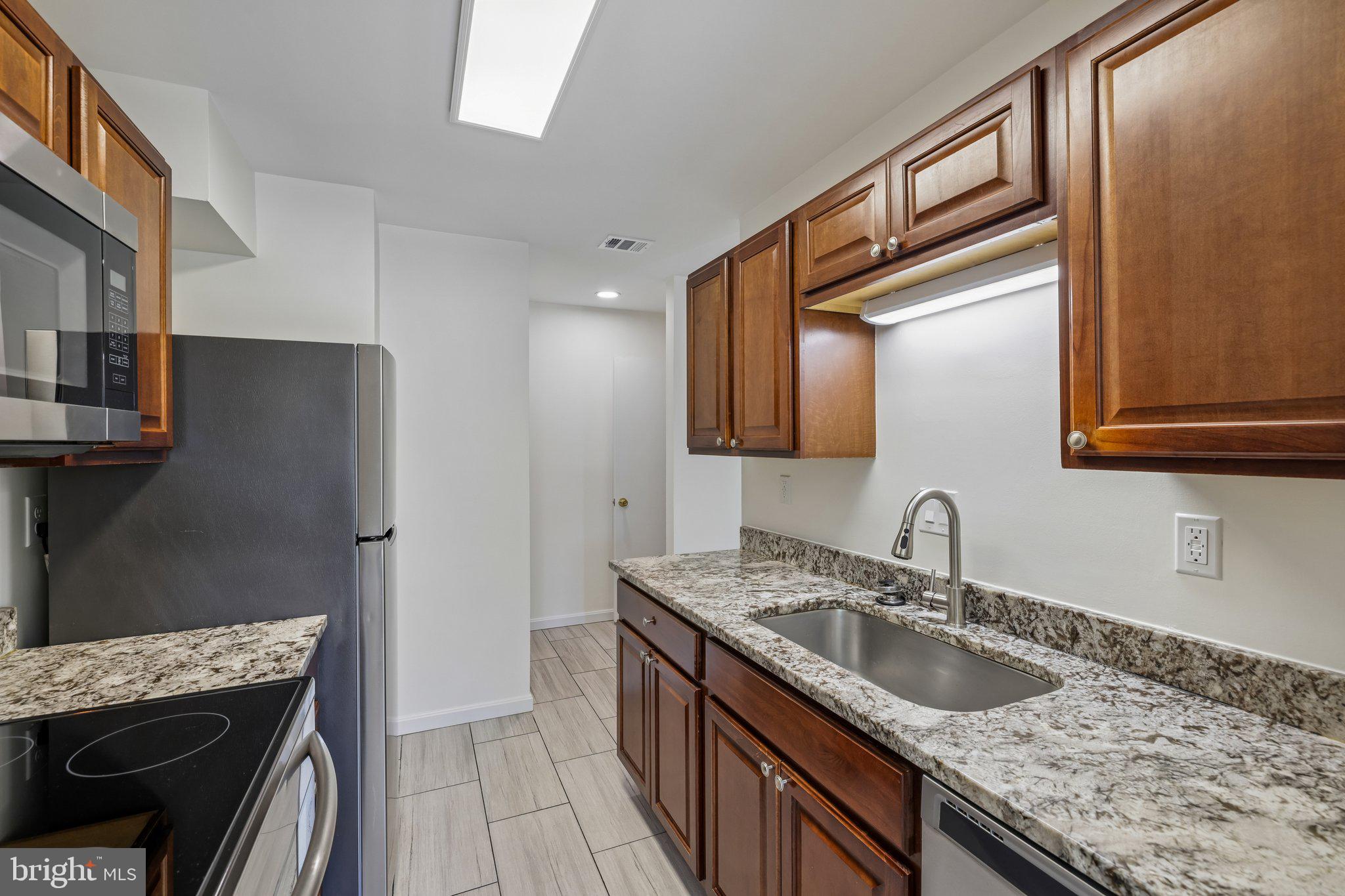 CLUBSIDE - Residential