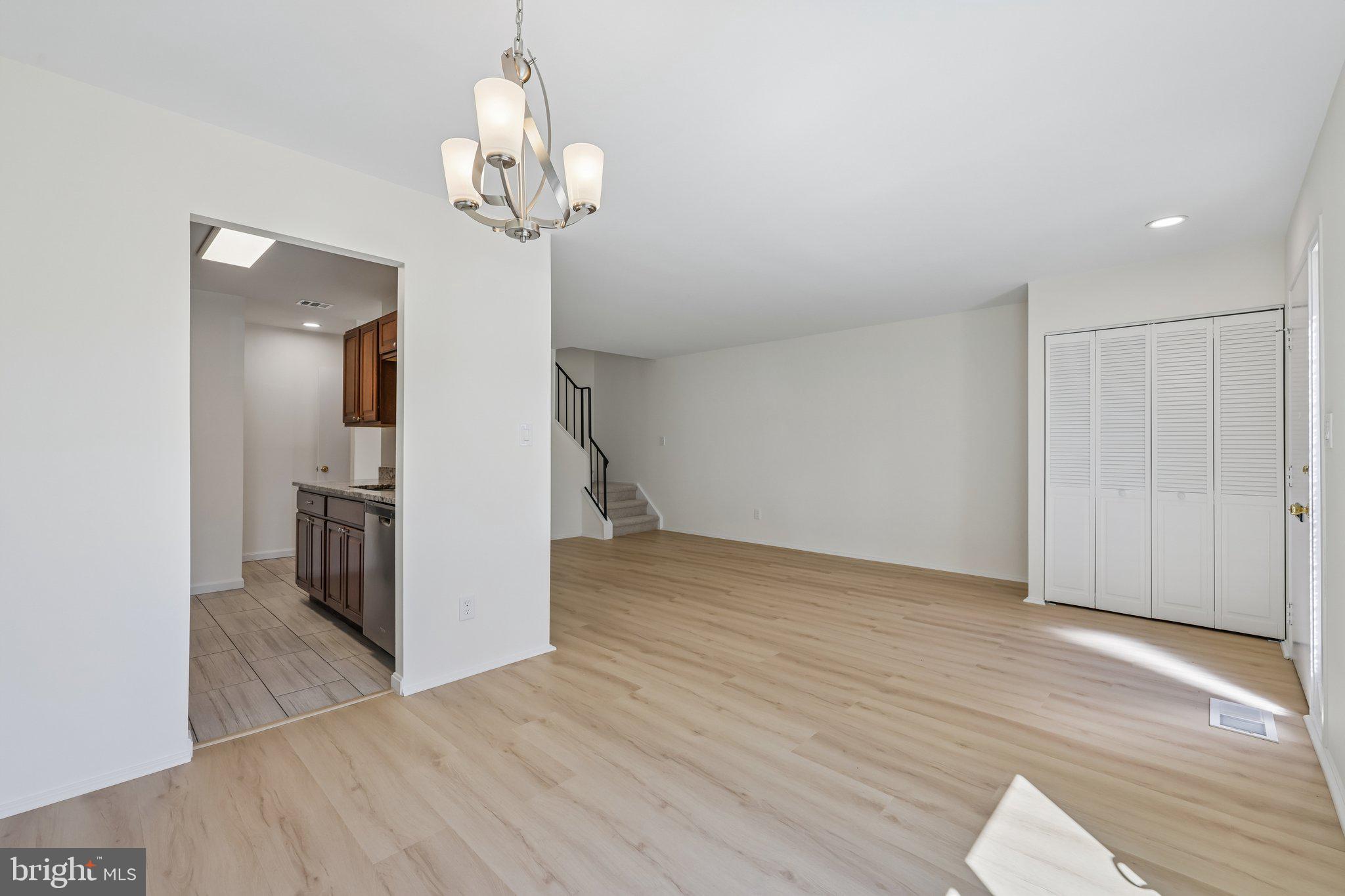 CLUBSIDE - Residential