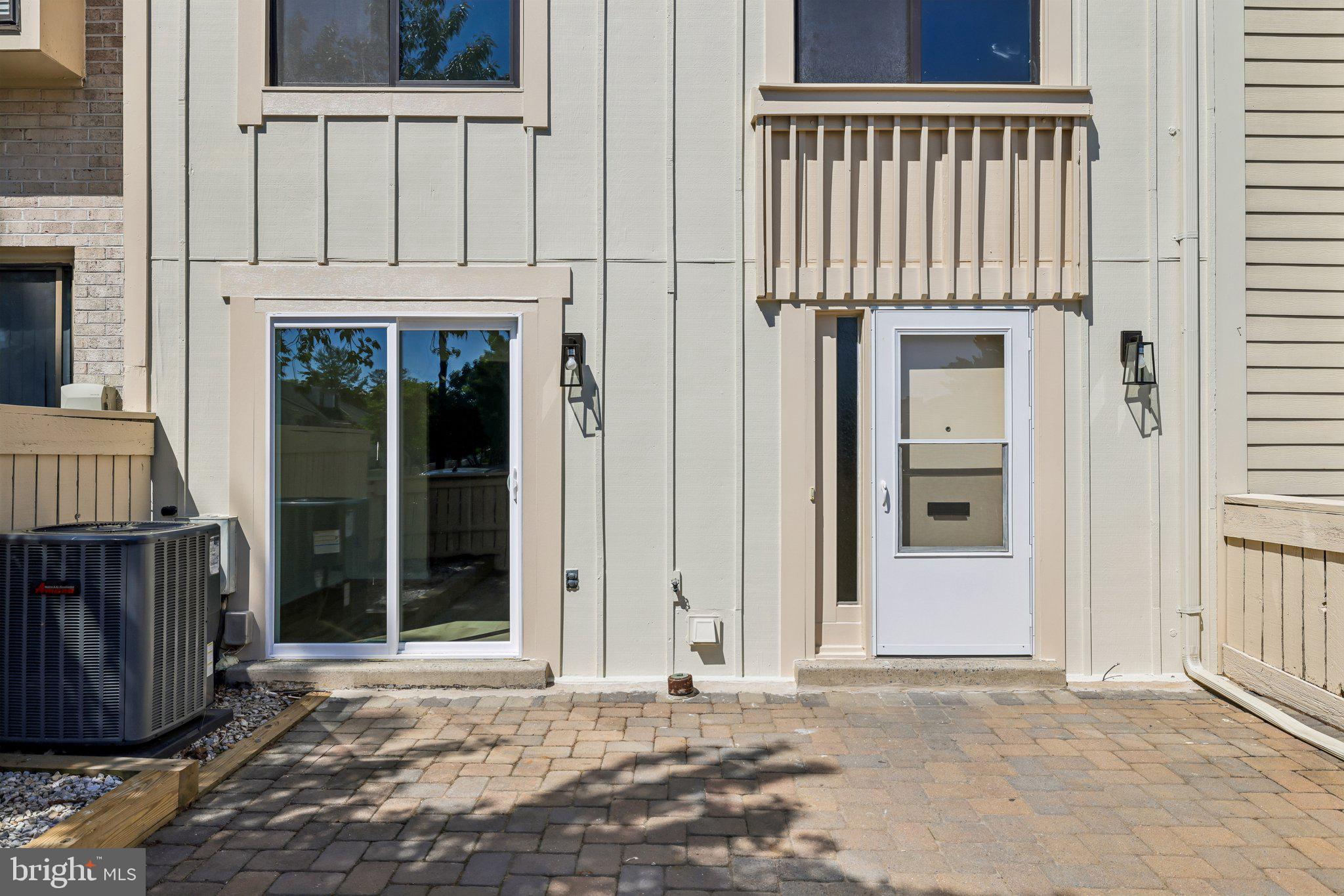 CLUBSIDE - Residential