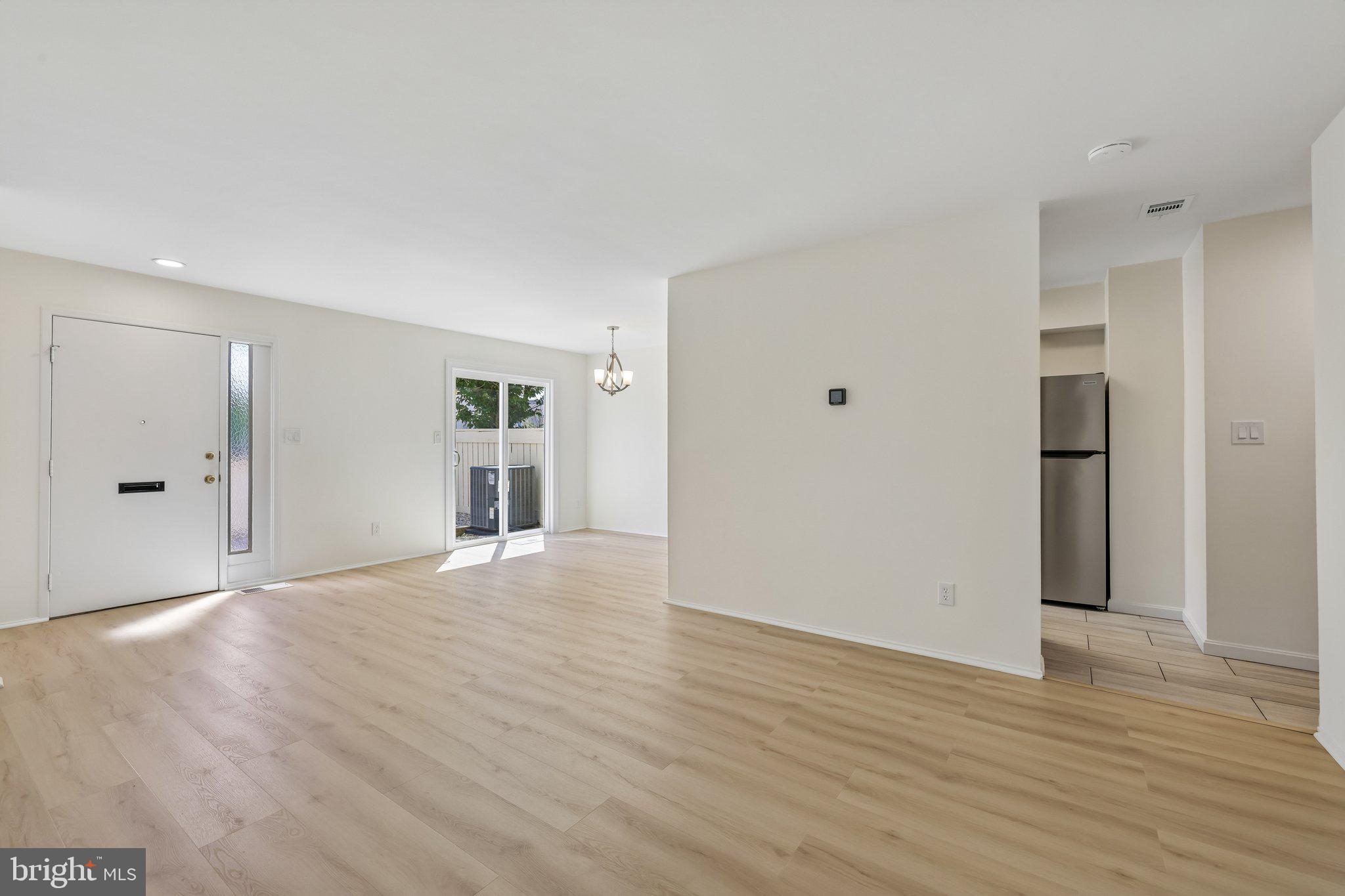 CLUBSIDE - Residential