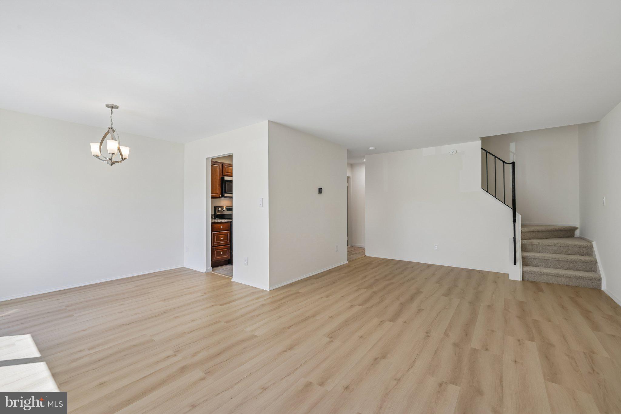 CLUBSIDE - Residential