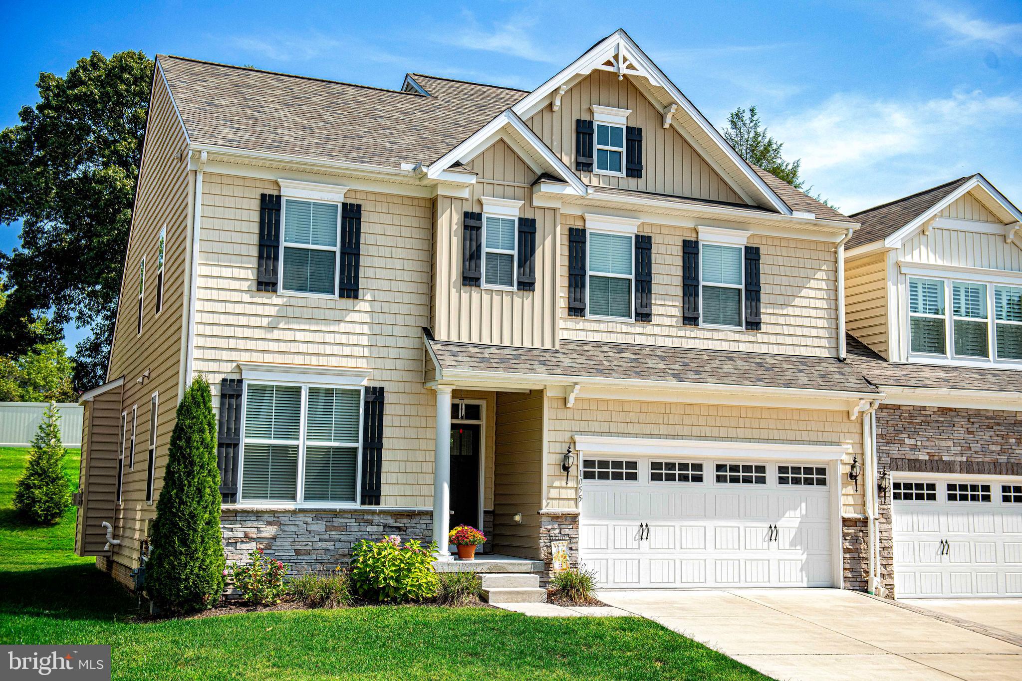 1055 SANSA COURT