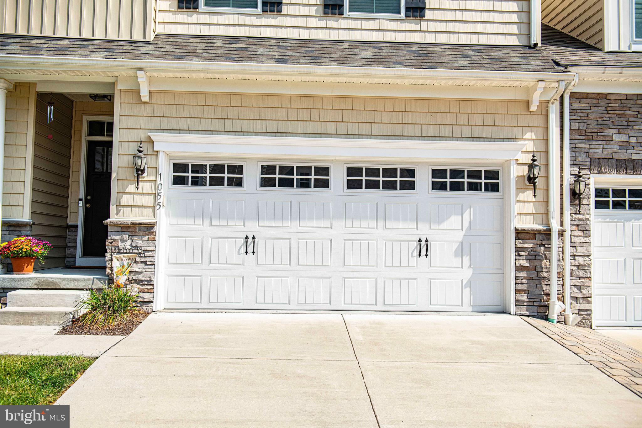 1055 SANSA COURT