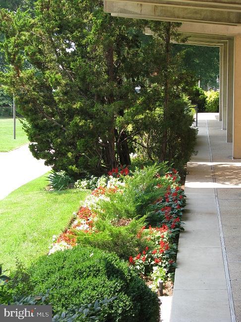 490 M STREET SW W-705 & 709