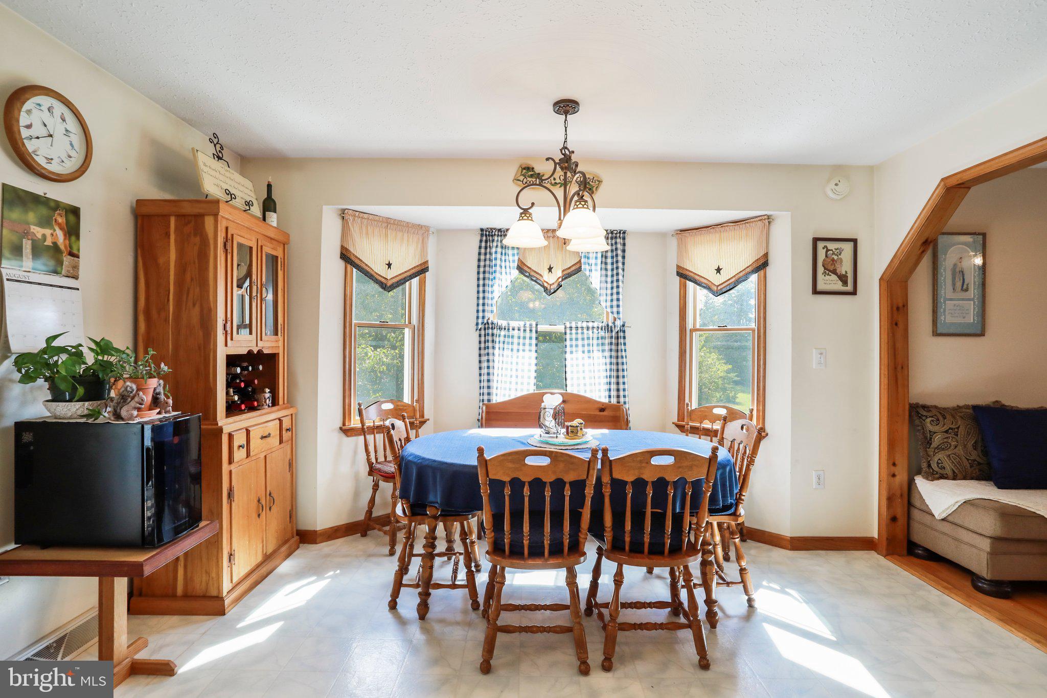 DUNMORE RIDGE - Residential