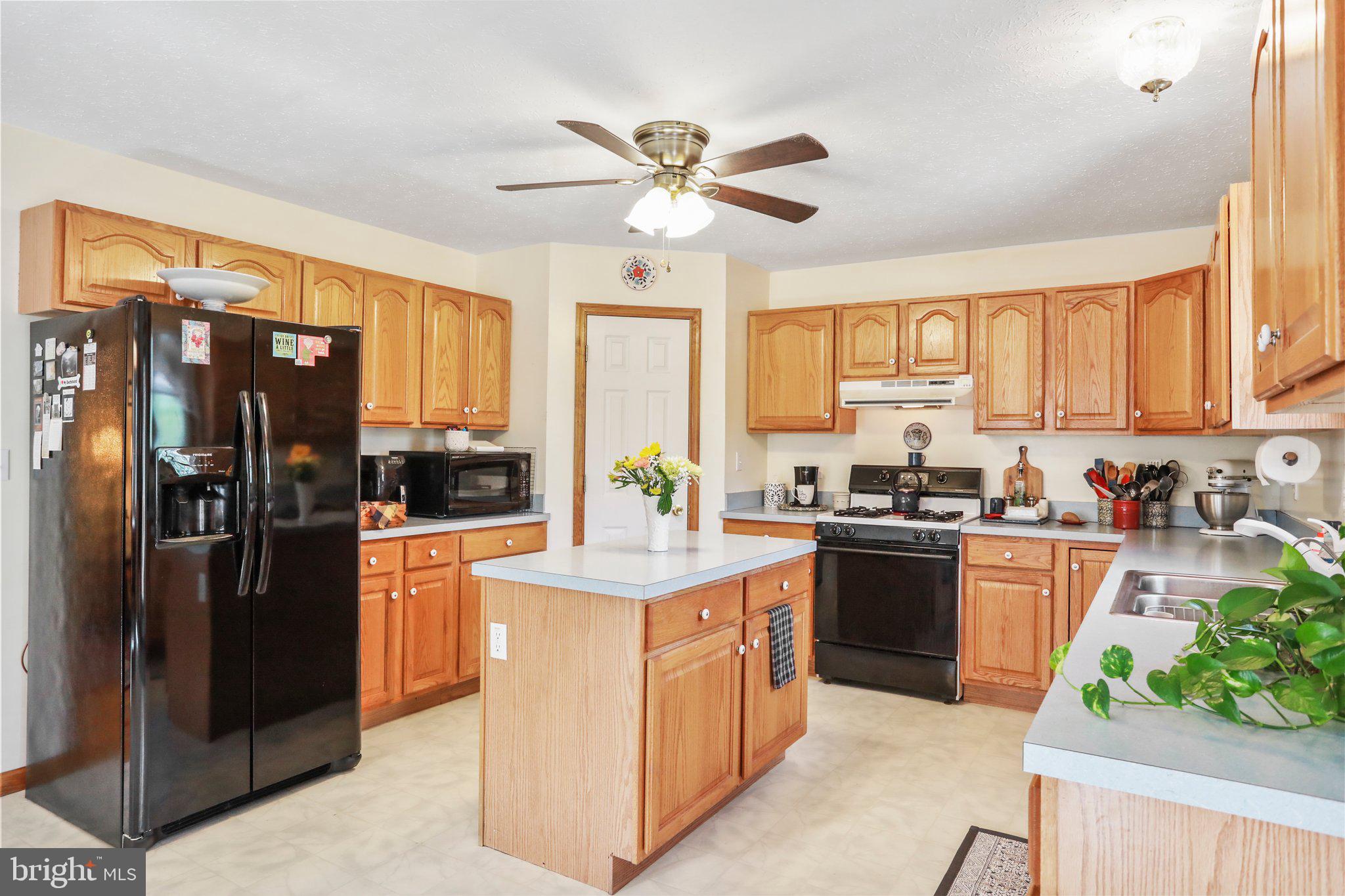 DUNMORE RIDGE - Residential