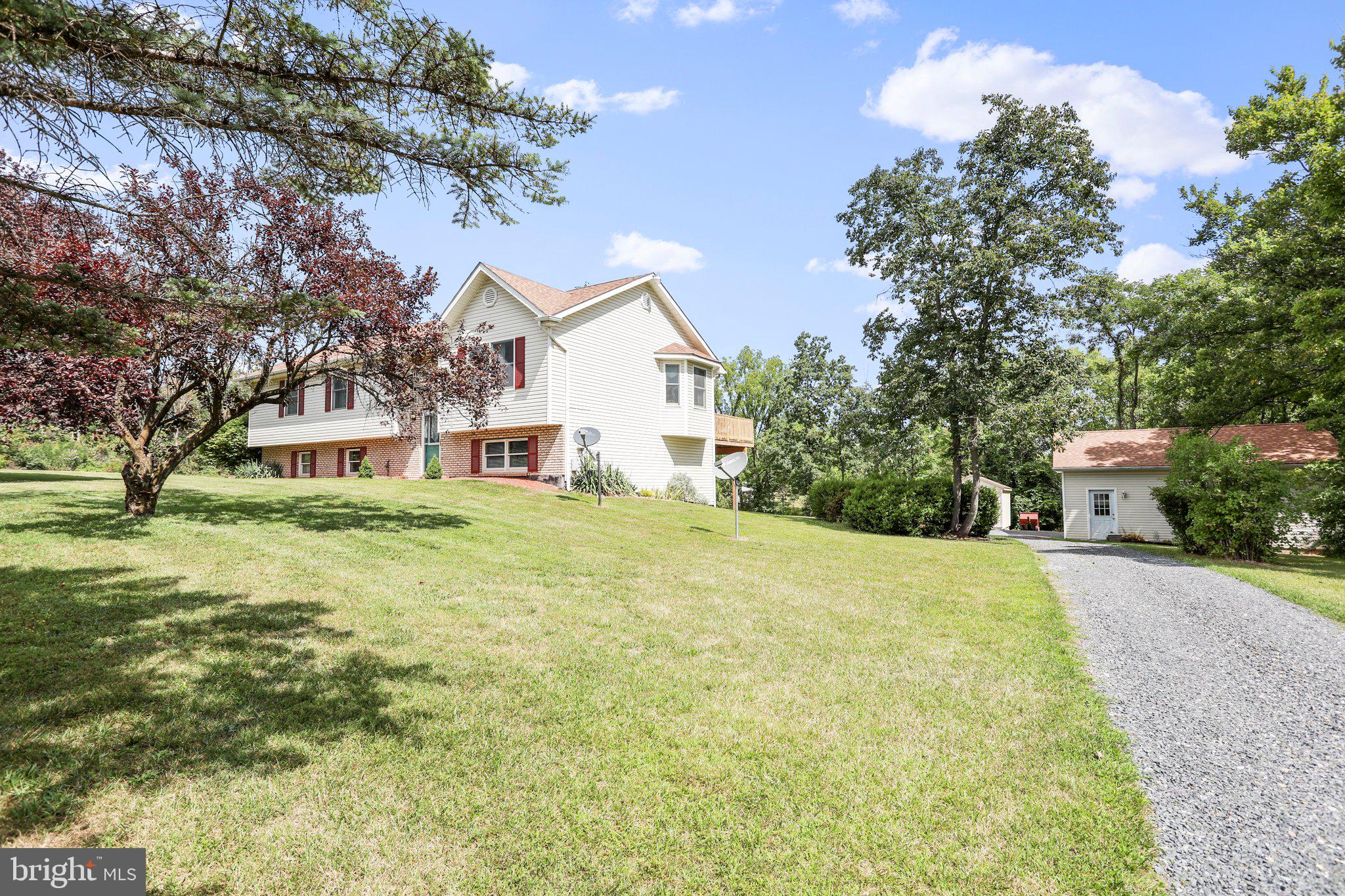 DUNMORE RIDGE - Residential