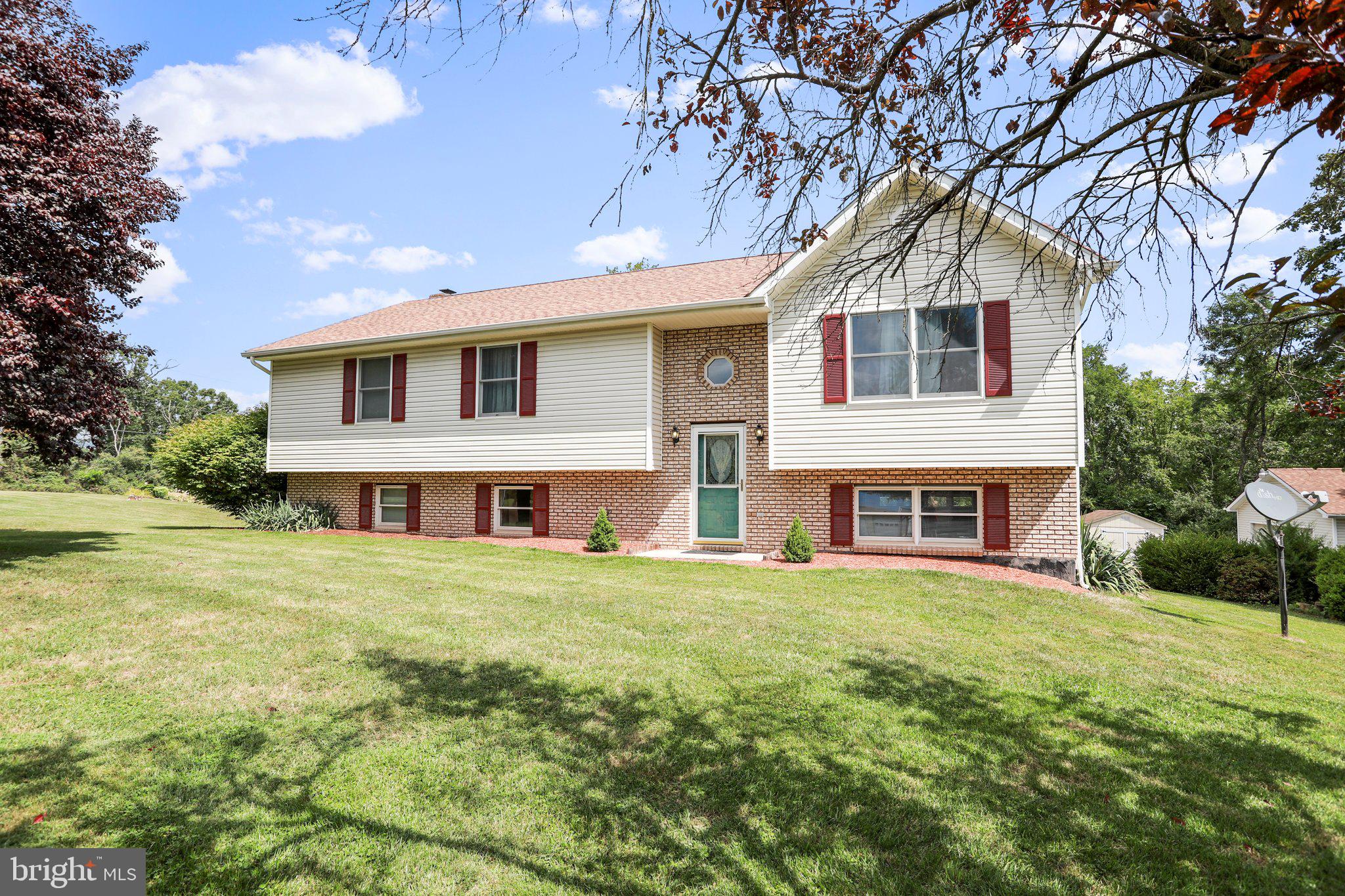 DUNMORE RIDGE - Residential