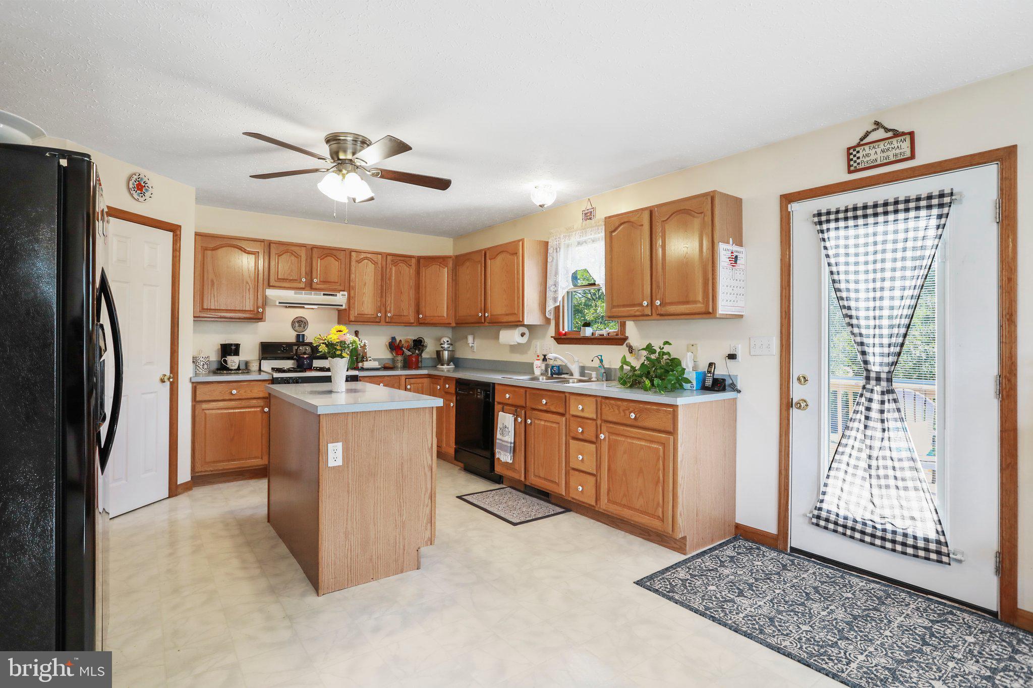 DUNMORE RIDGE - Residential