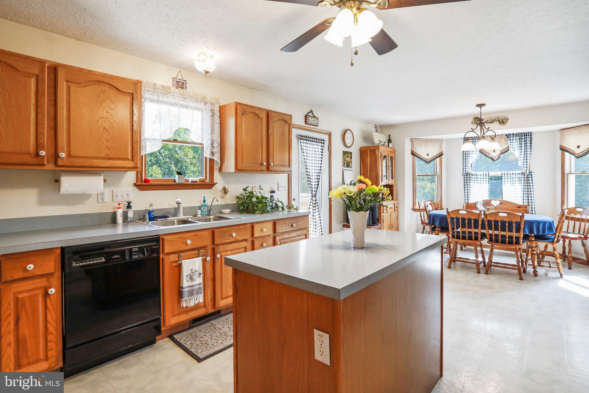 DUNMORE RIDGE - Residential