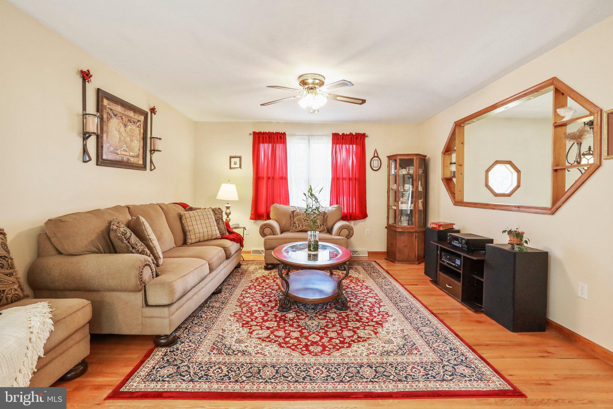 DUNMORE RIDGE - Residential