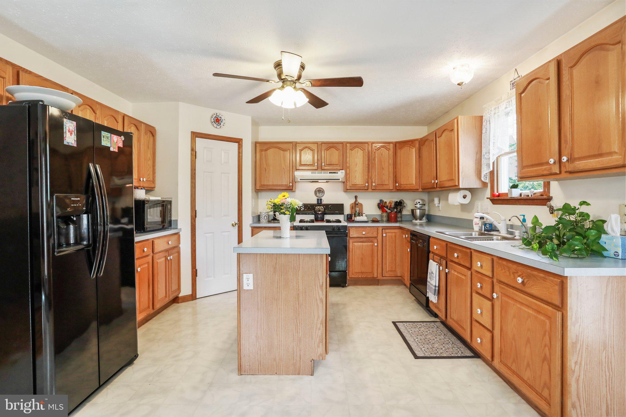 DUNMORE RIDGE - Residential