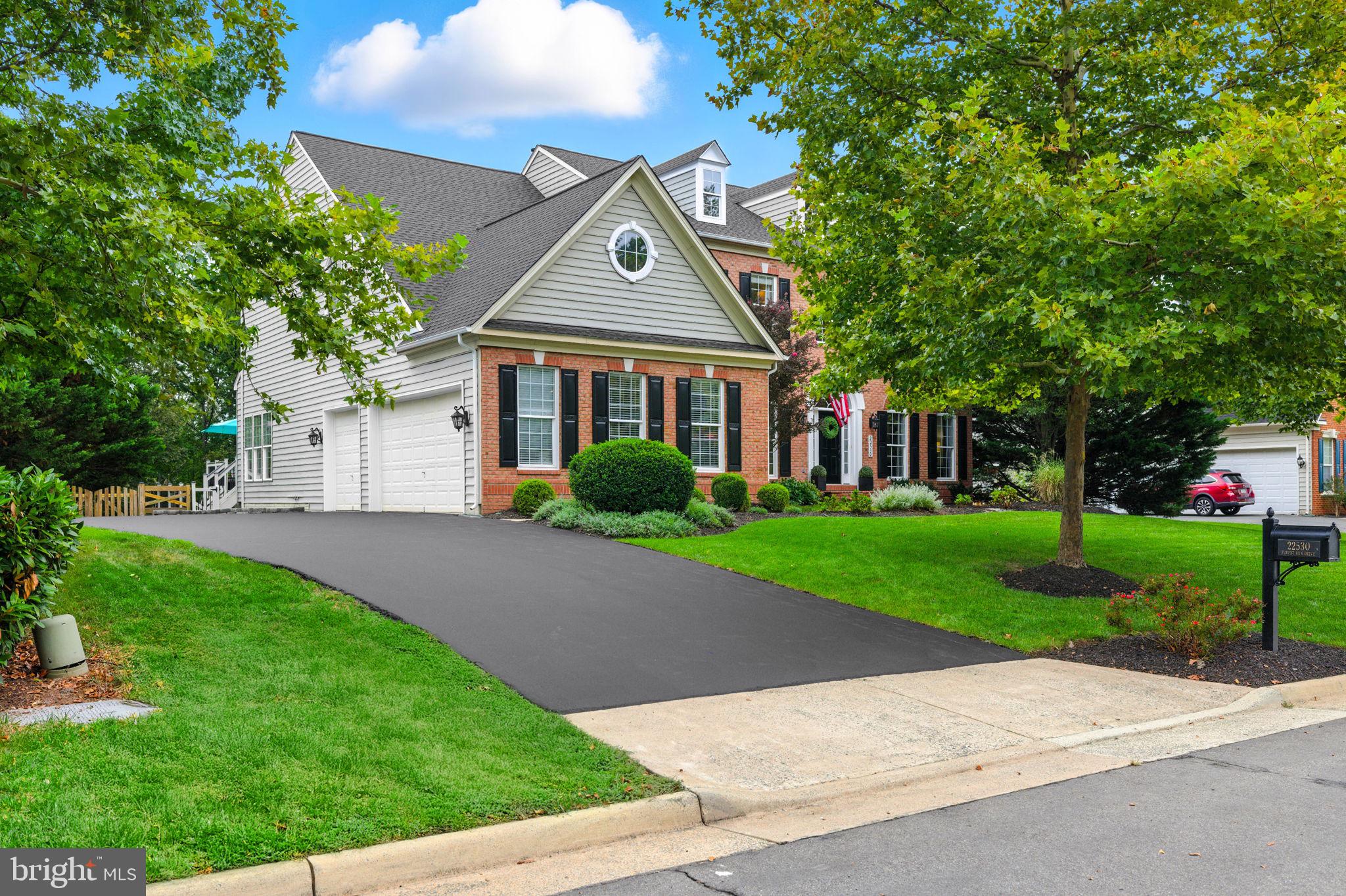 22530 FOREST RUN DRIVE