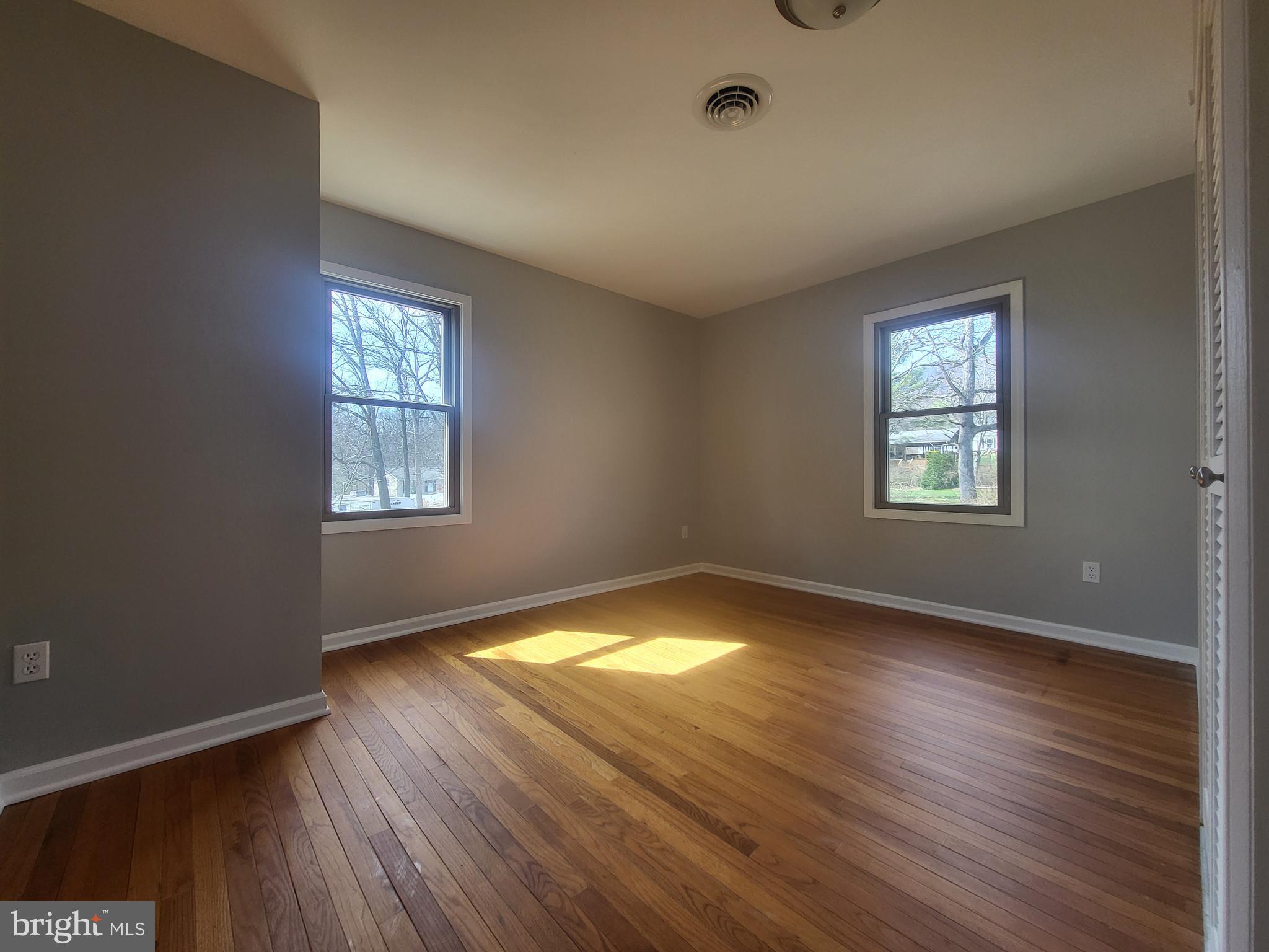 BEL AIR - Residential