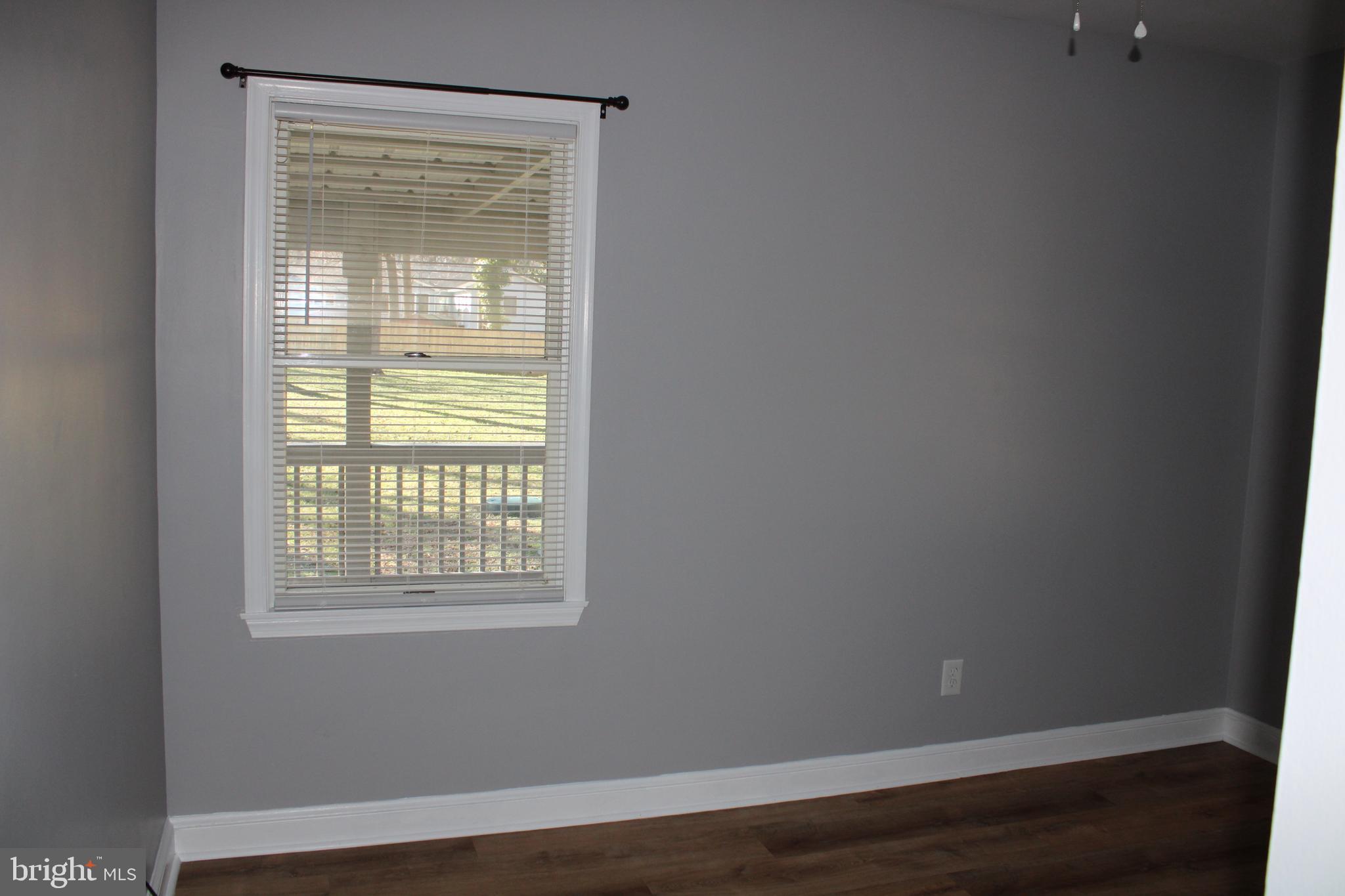 TOWN CREEK - Residential Lease