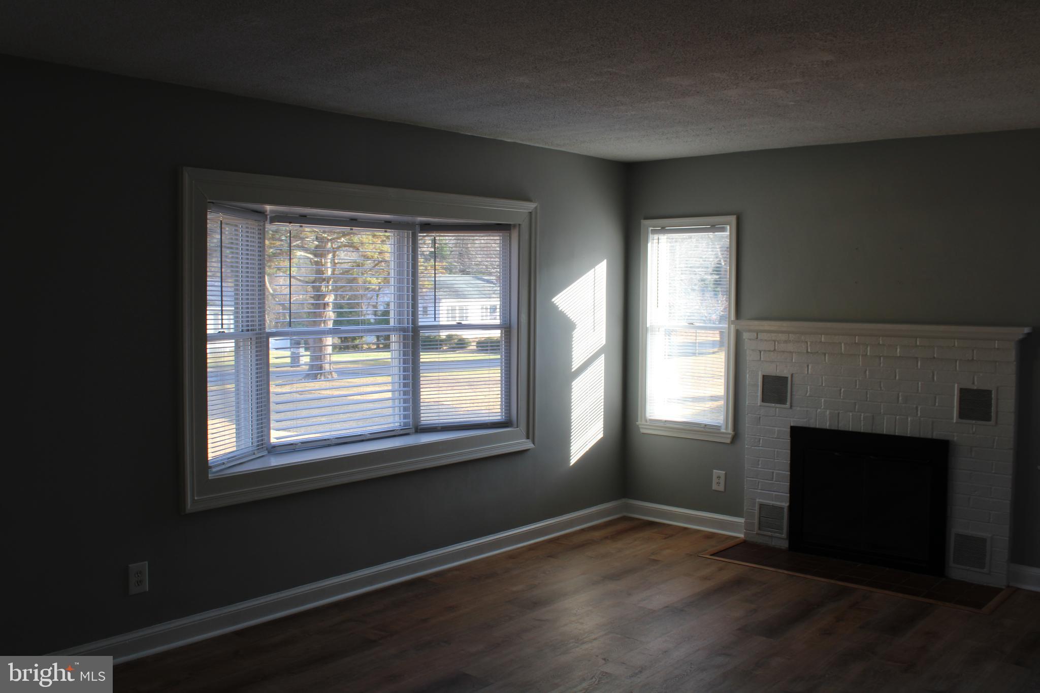 TOWN CREEK - Residential Lease