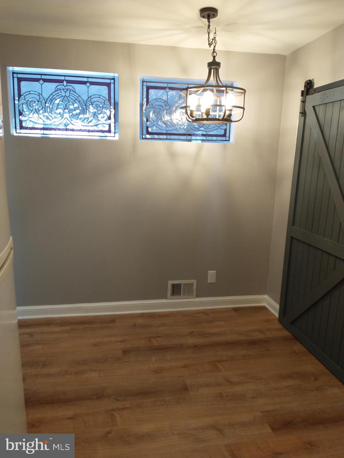 TOWN CREEK - Residential Lease