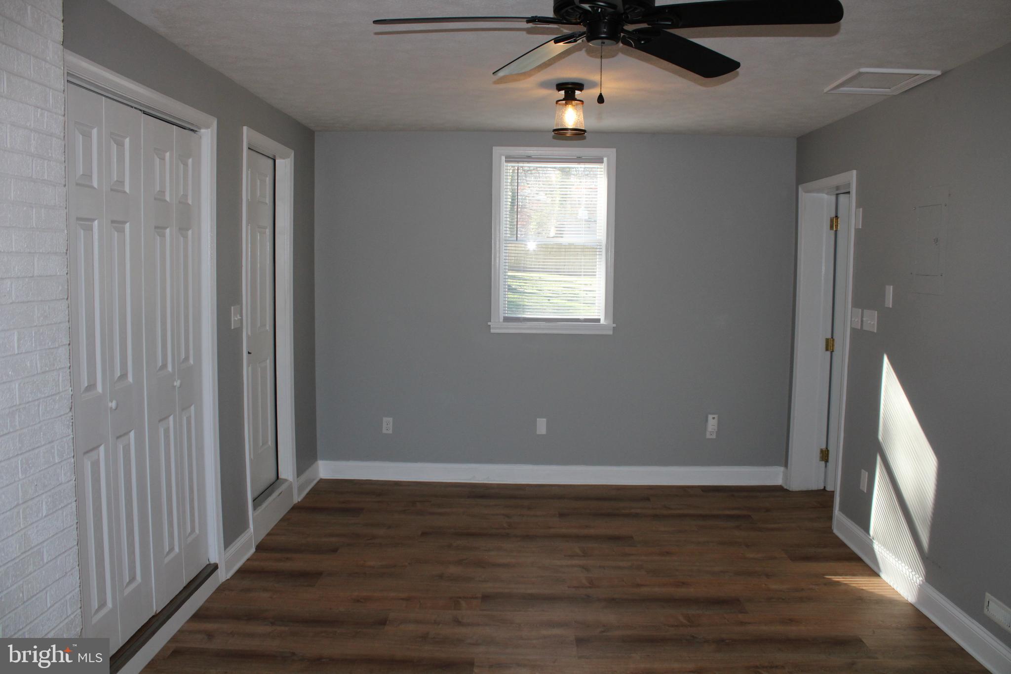 TOWN CREEK - Residential Lease