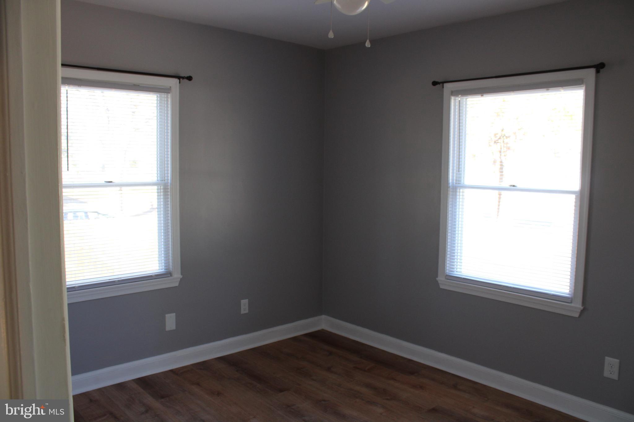 TOWN CREEK - Residential Lease