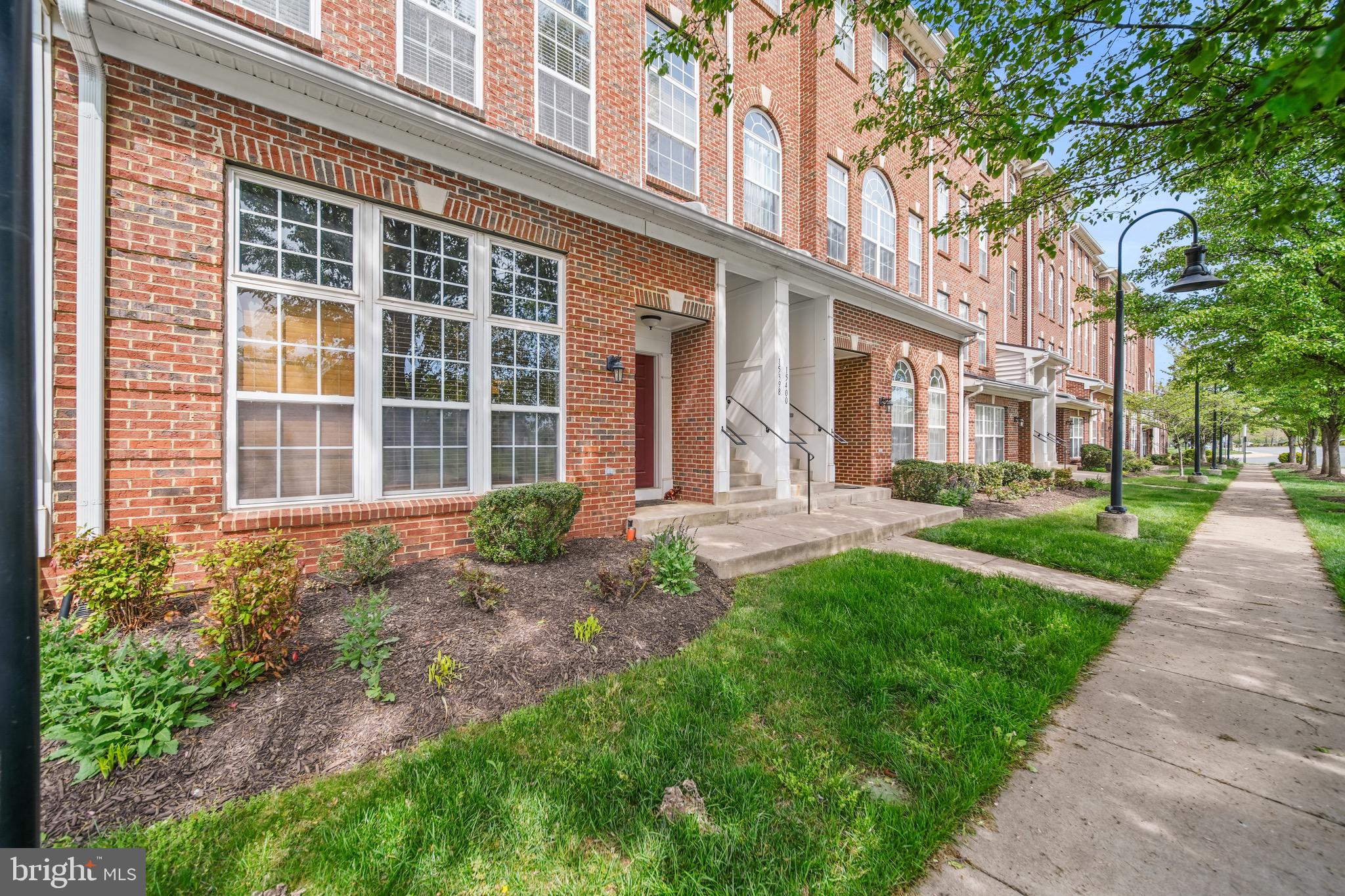 MARKET CENTER CONDOMINIUM - Residential Lease