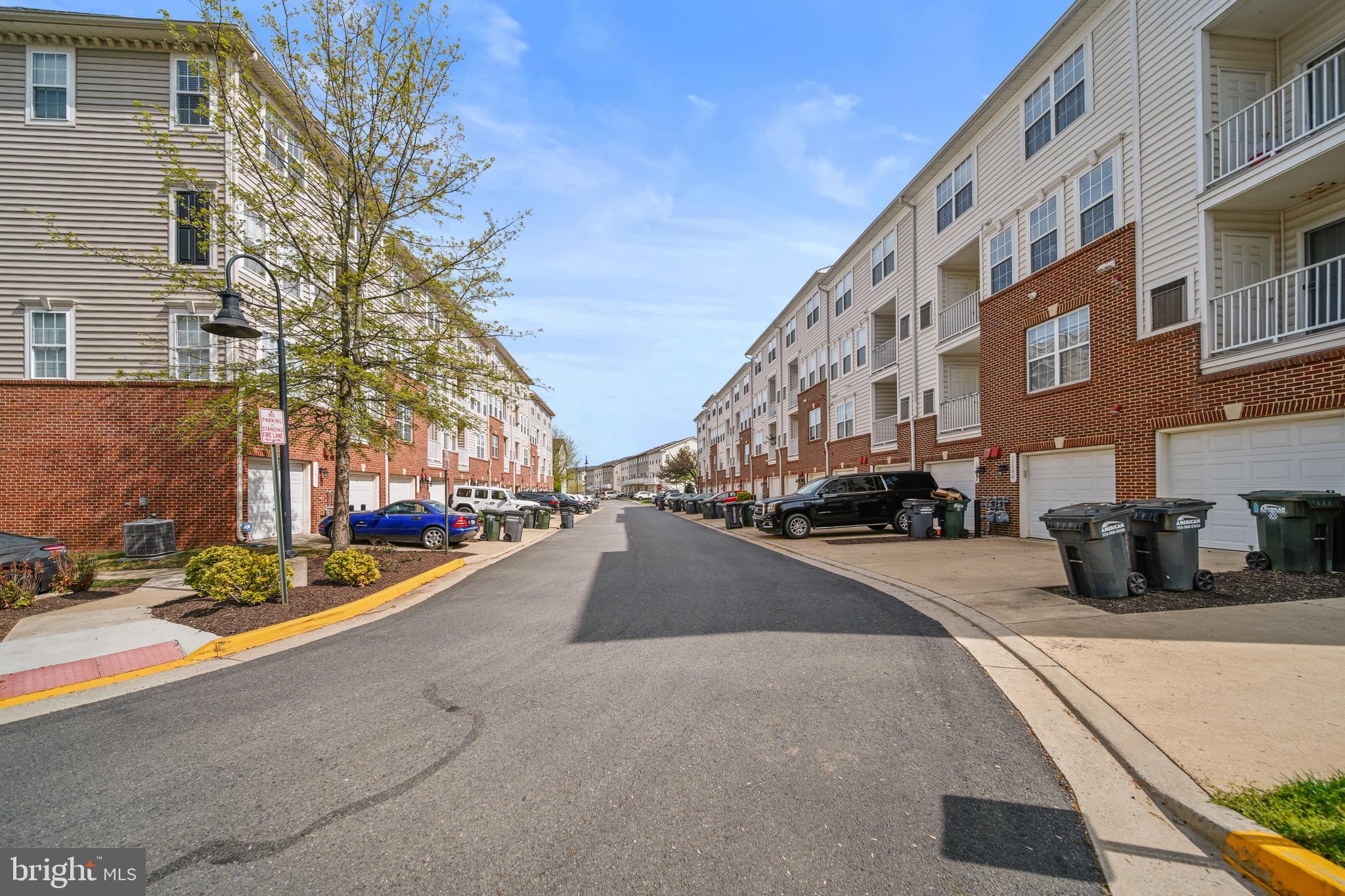 MARKET CENTER CONDOMINIUM - Residential Lease