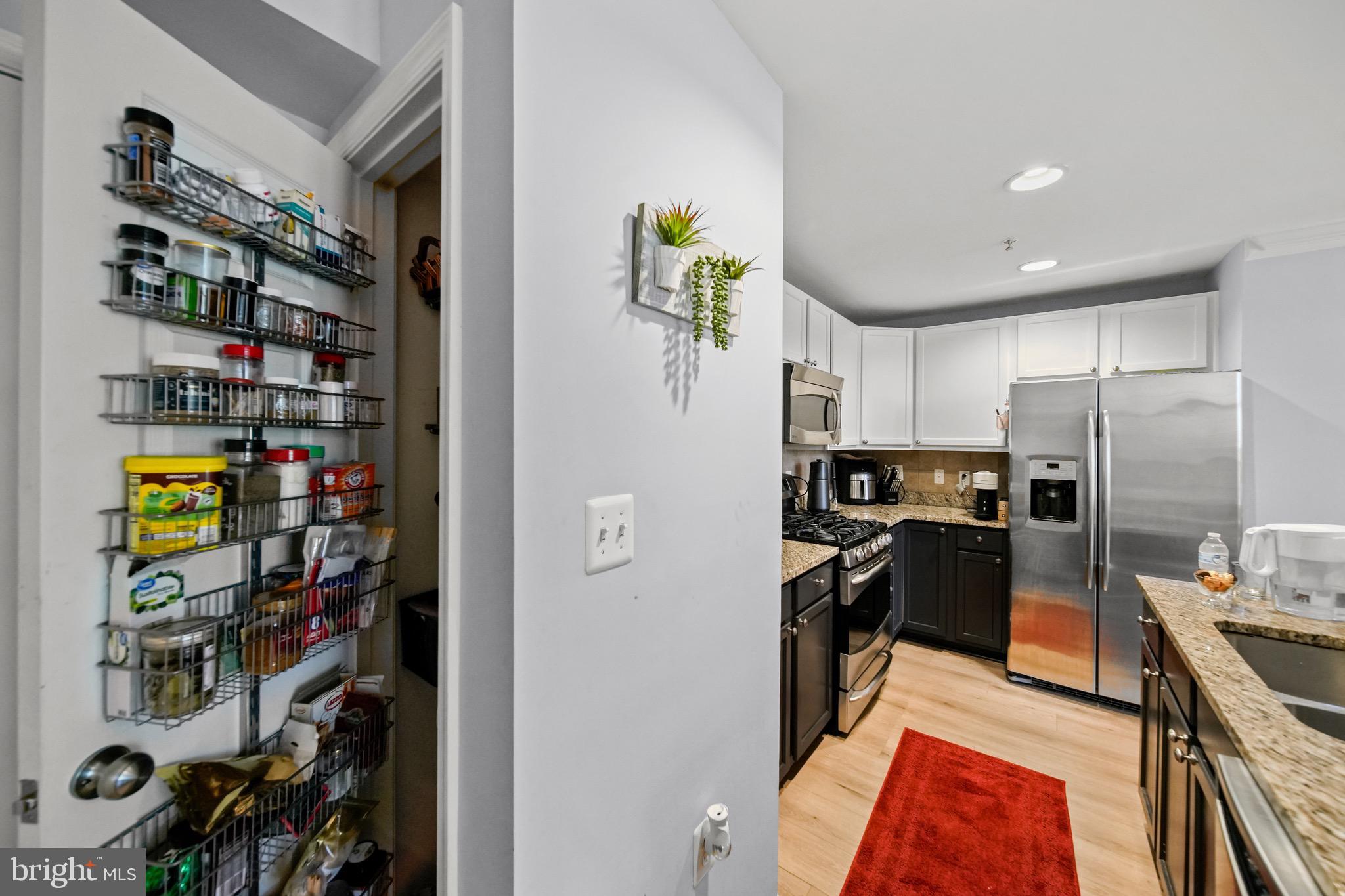 MARKET CENTER CONDOMINIUM - Residential Lease