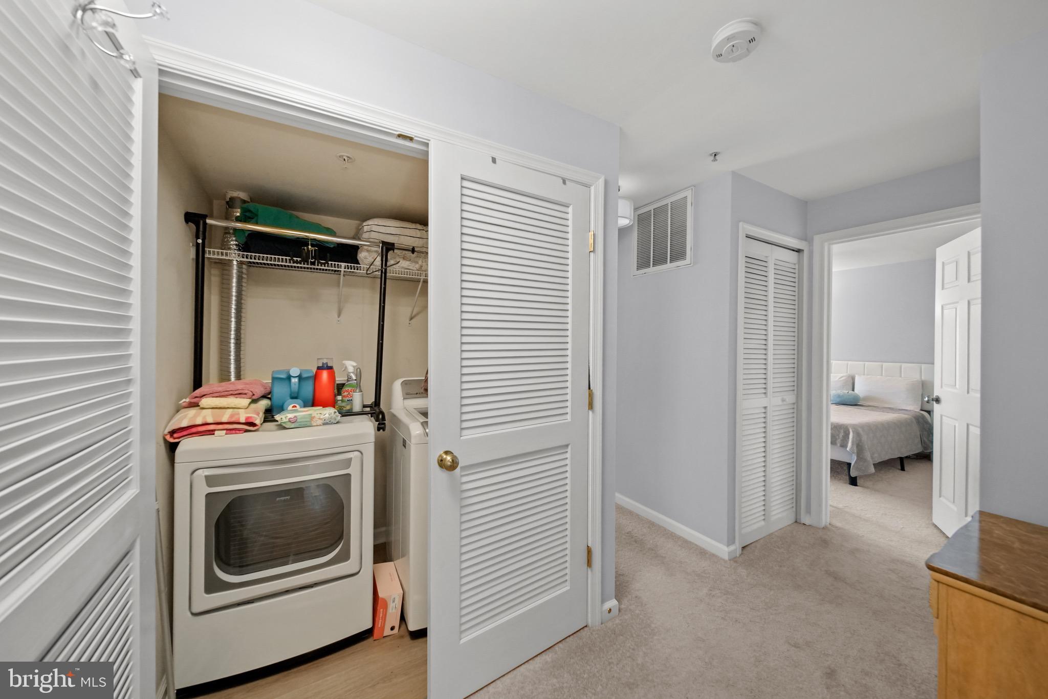 MARKET CENTER CONDOMINIUM - Residential Lease