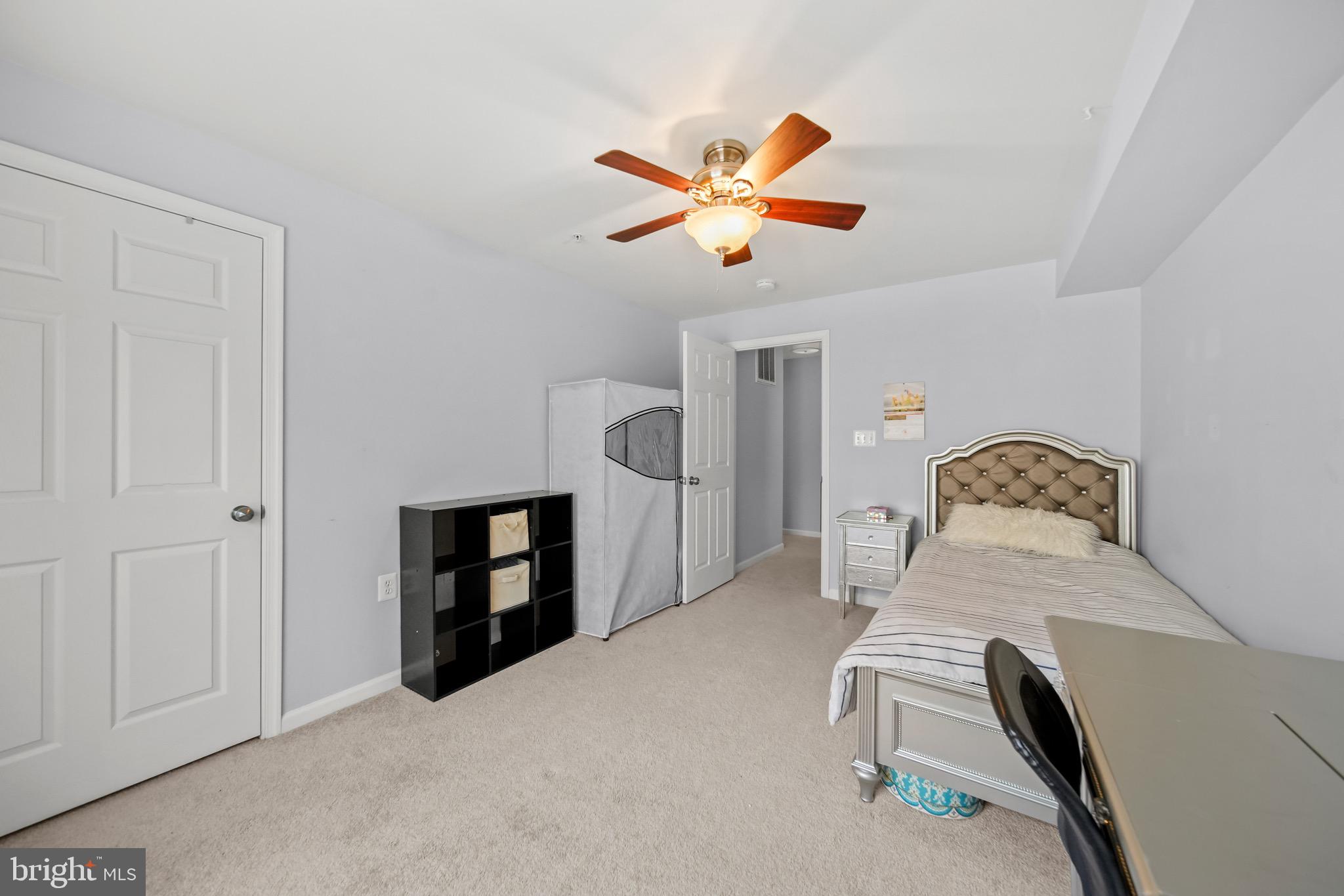 MARKET CENTER CONDOMINIUM - Residential Lease