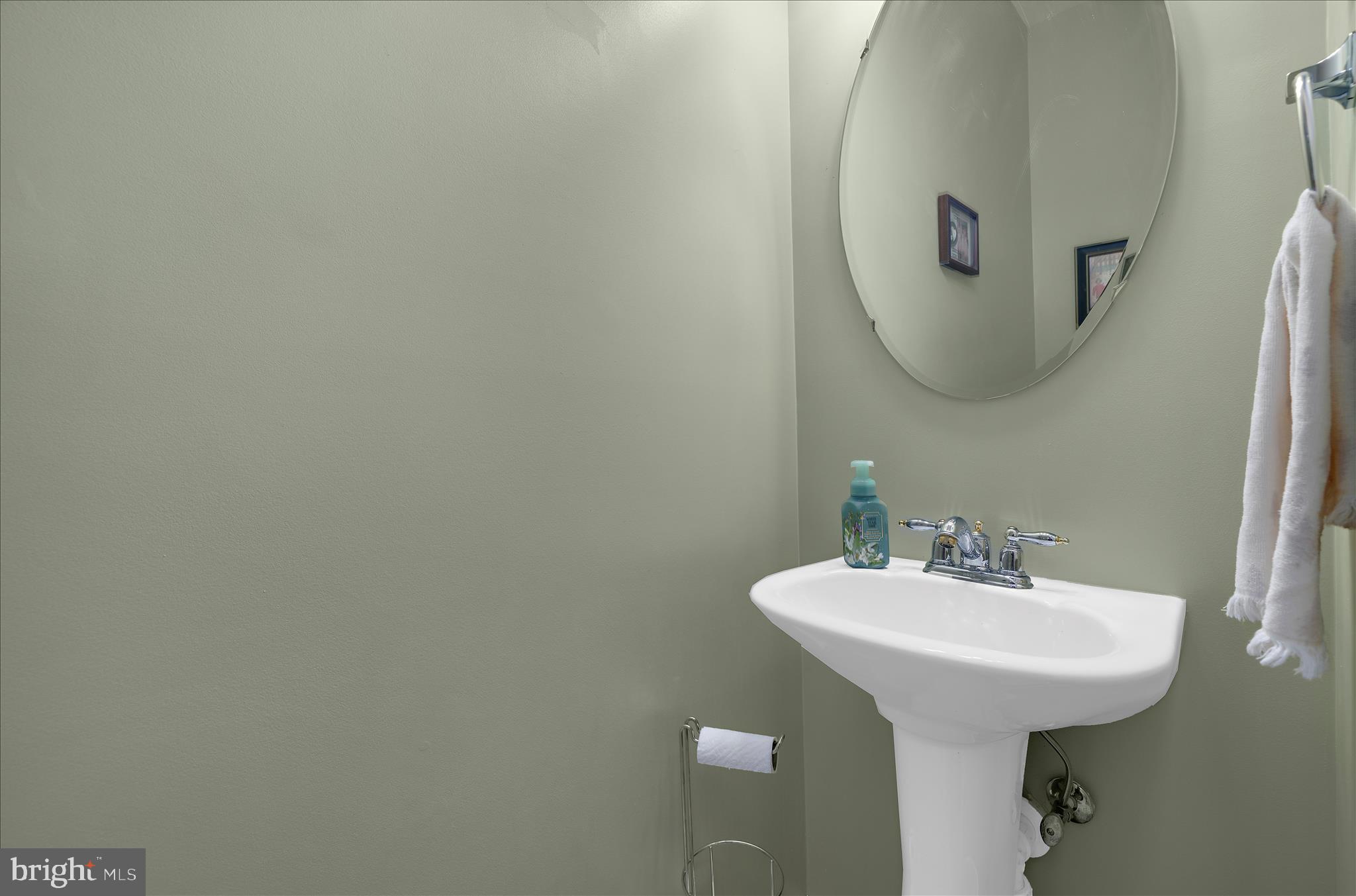 HEARTHSTONE AT ELLICOTT MILLS - Residential