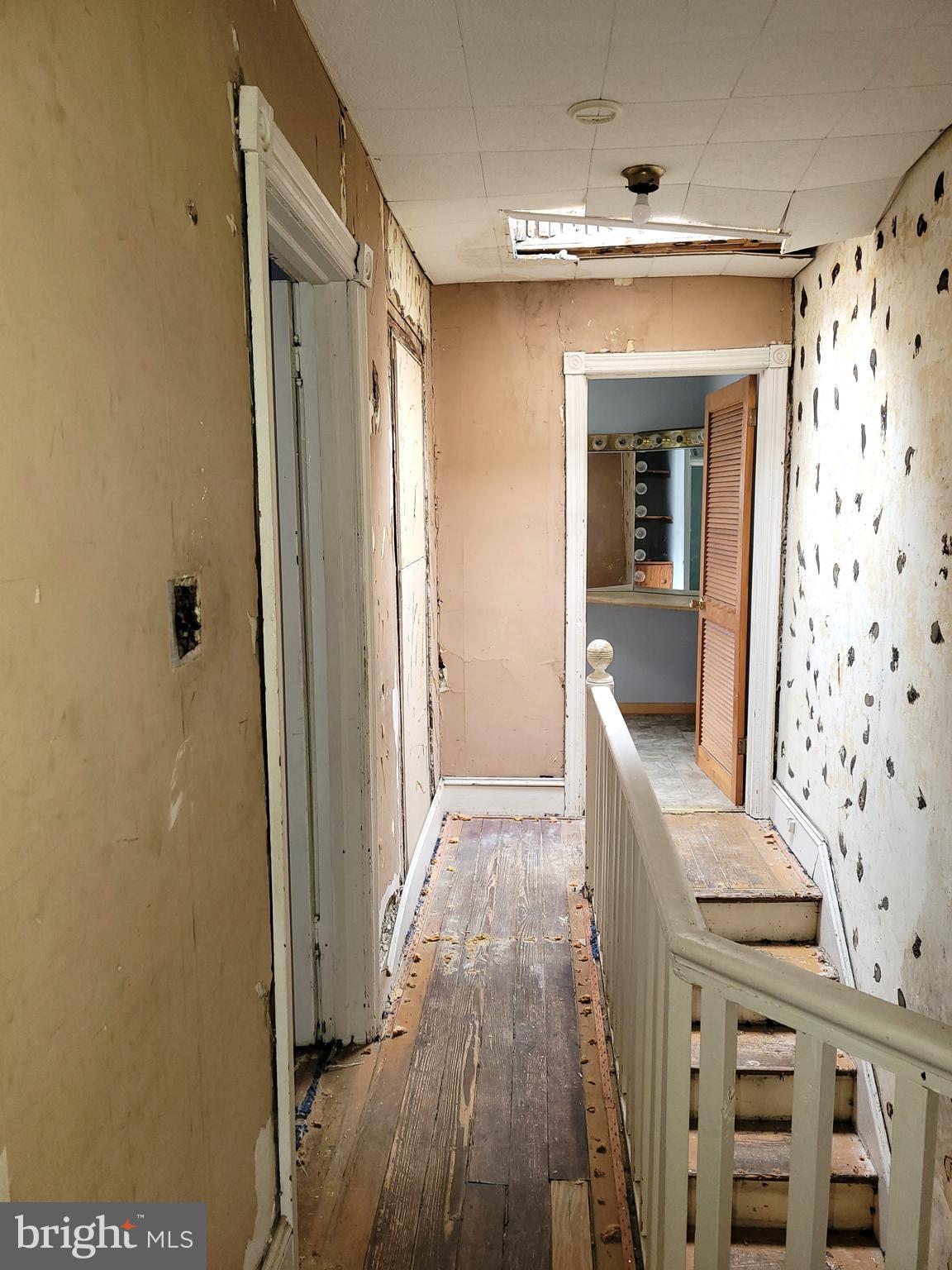 BARTRAM VILLAGE - Residential