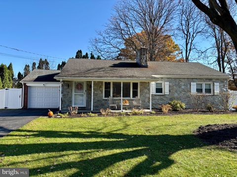 7 PLEASANT DRIVE LANCASTER PA 17602