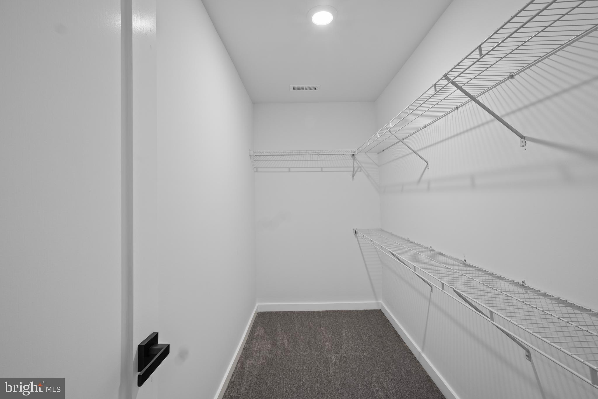 OAK SPRING - Residential