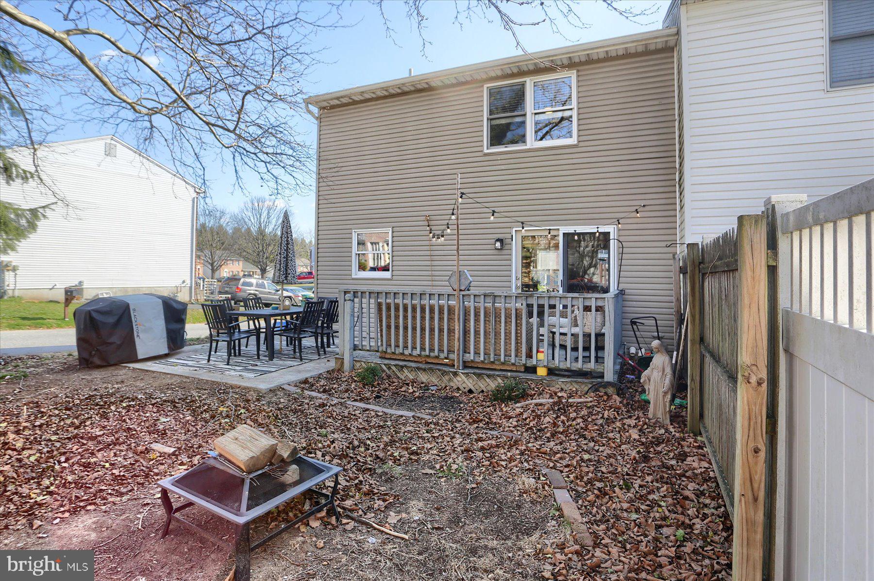 JONATHAN PARK - Residential