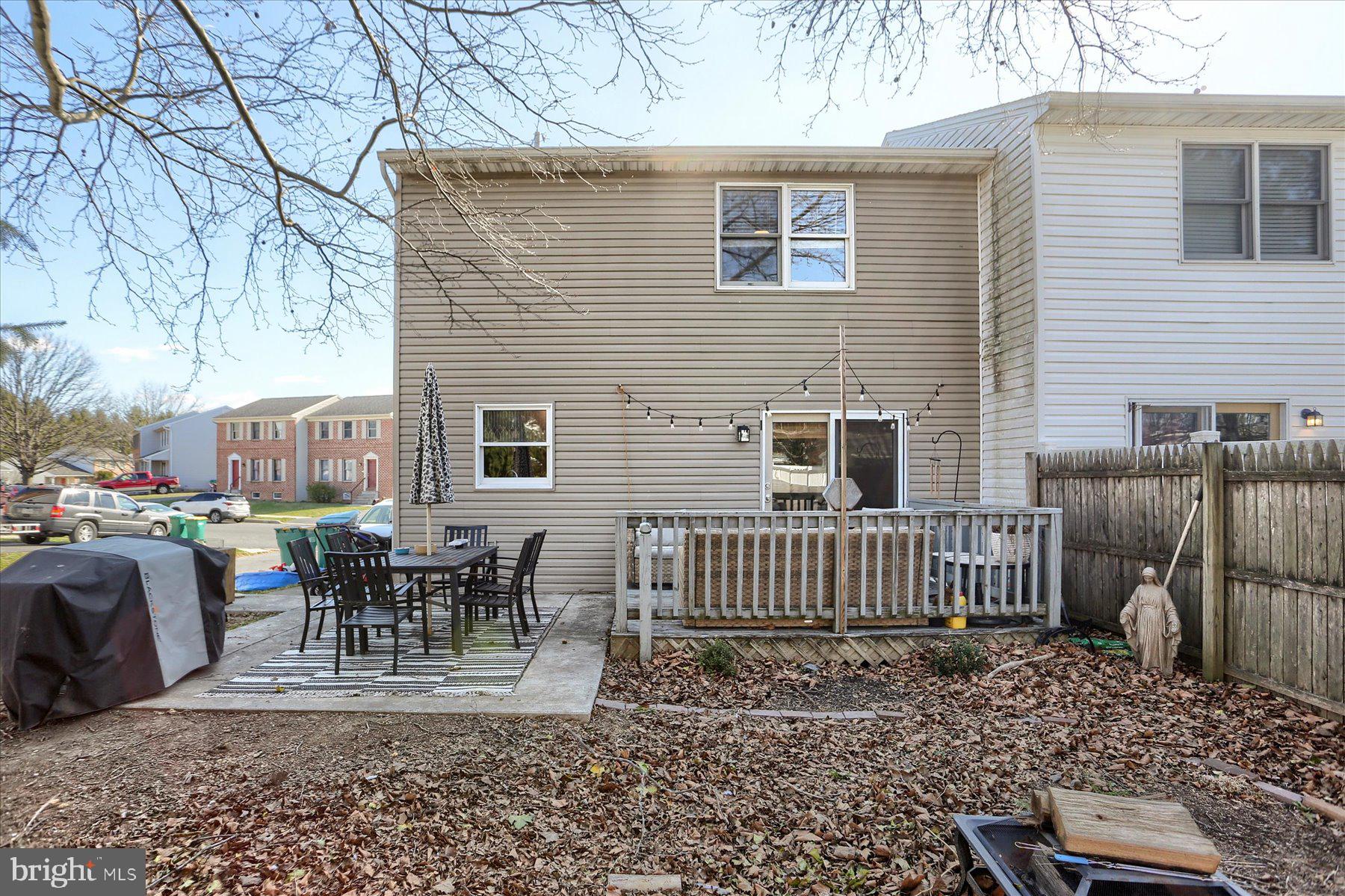 JONATHAN PARK - Residential