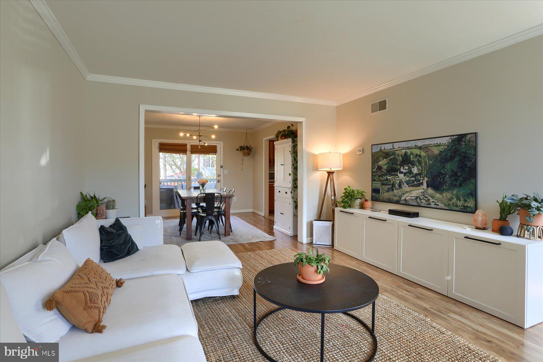 JONATHAN PARK - Residential