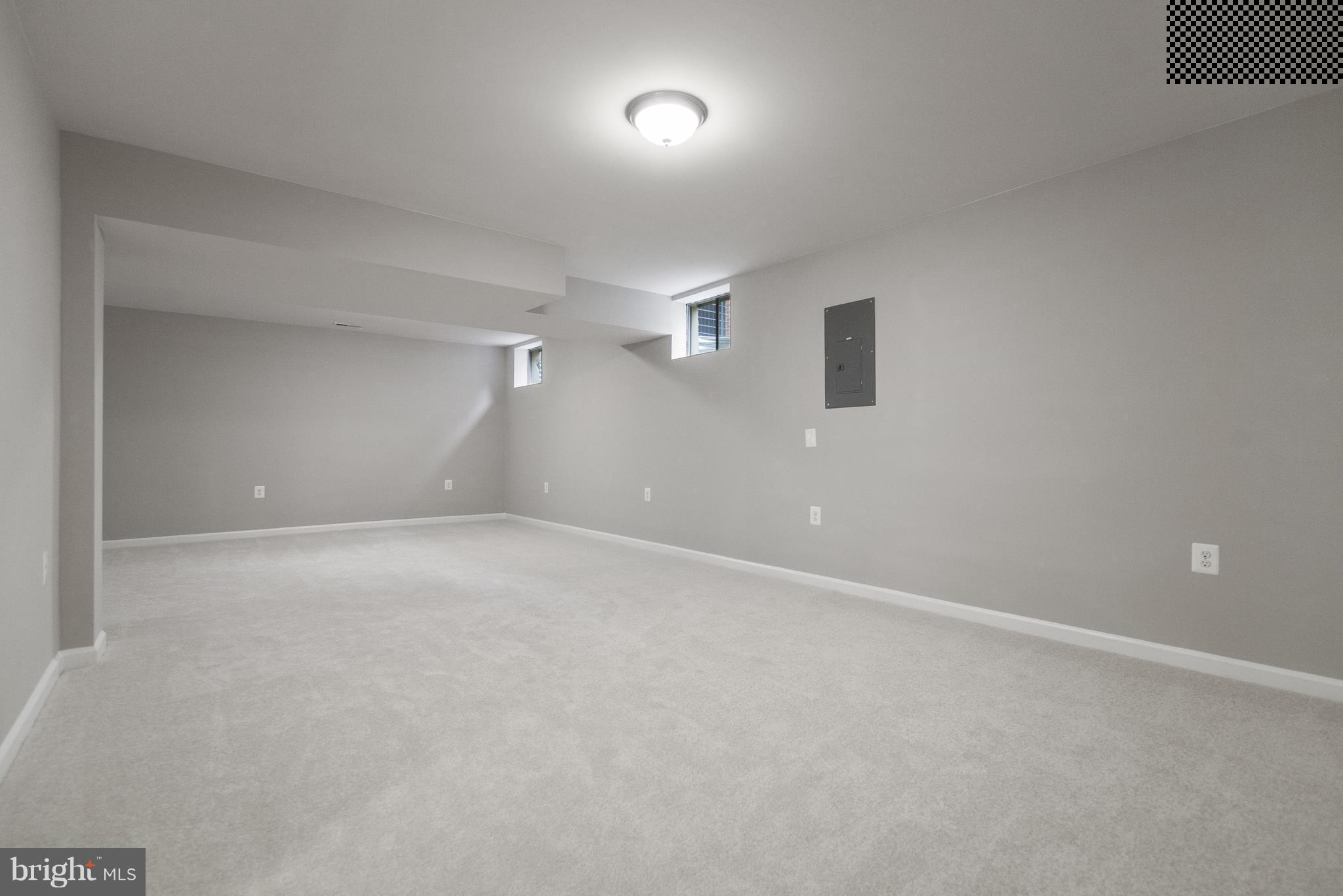 WELLINGTON/CLOVERHILL - Residential