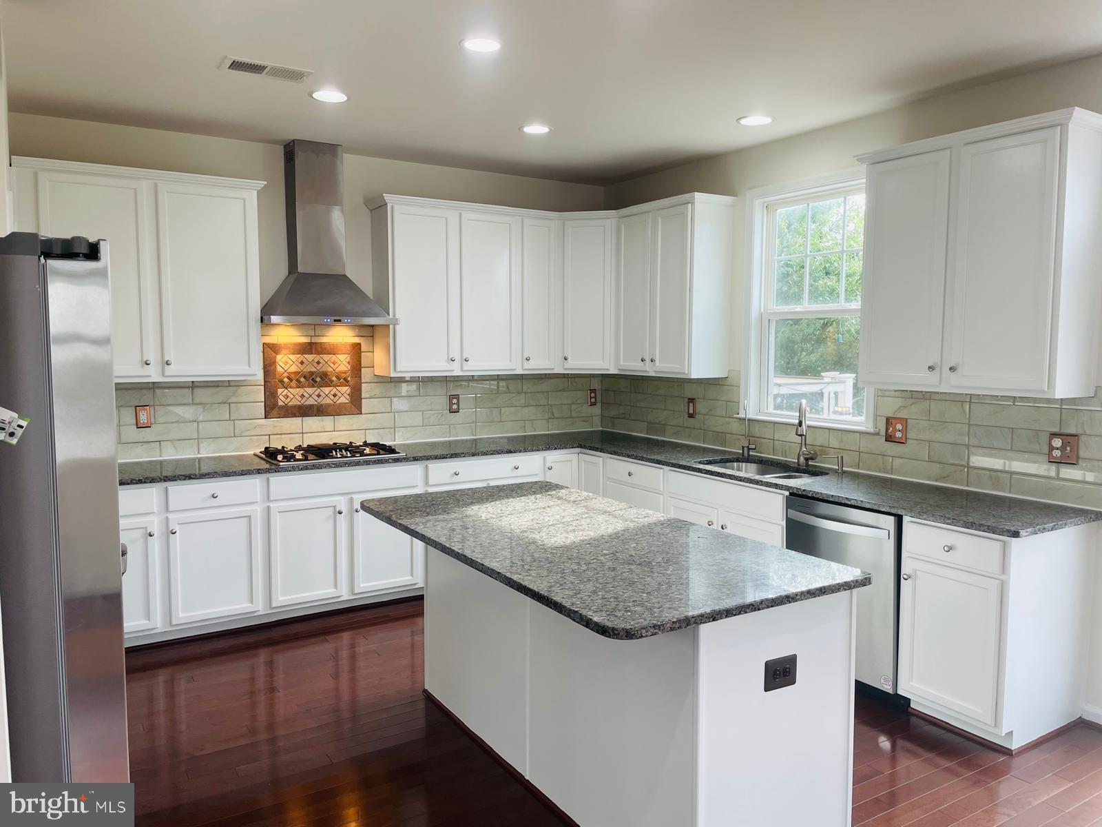 24677 CAPECASTLE TERRACE