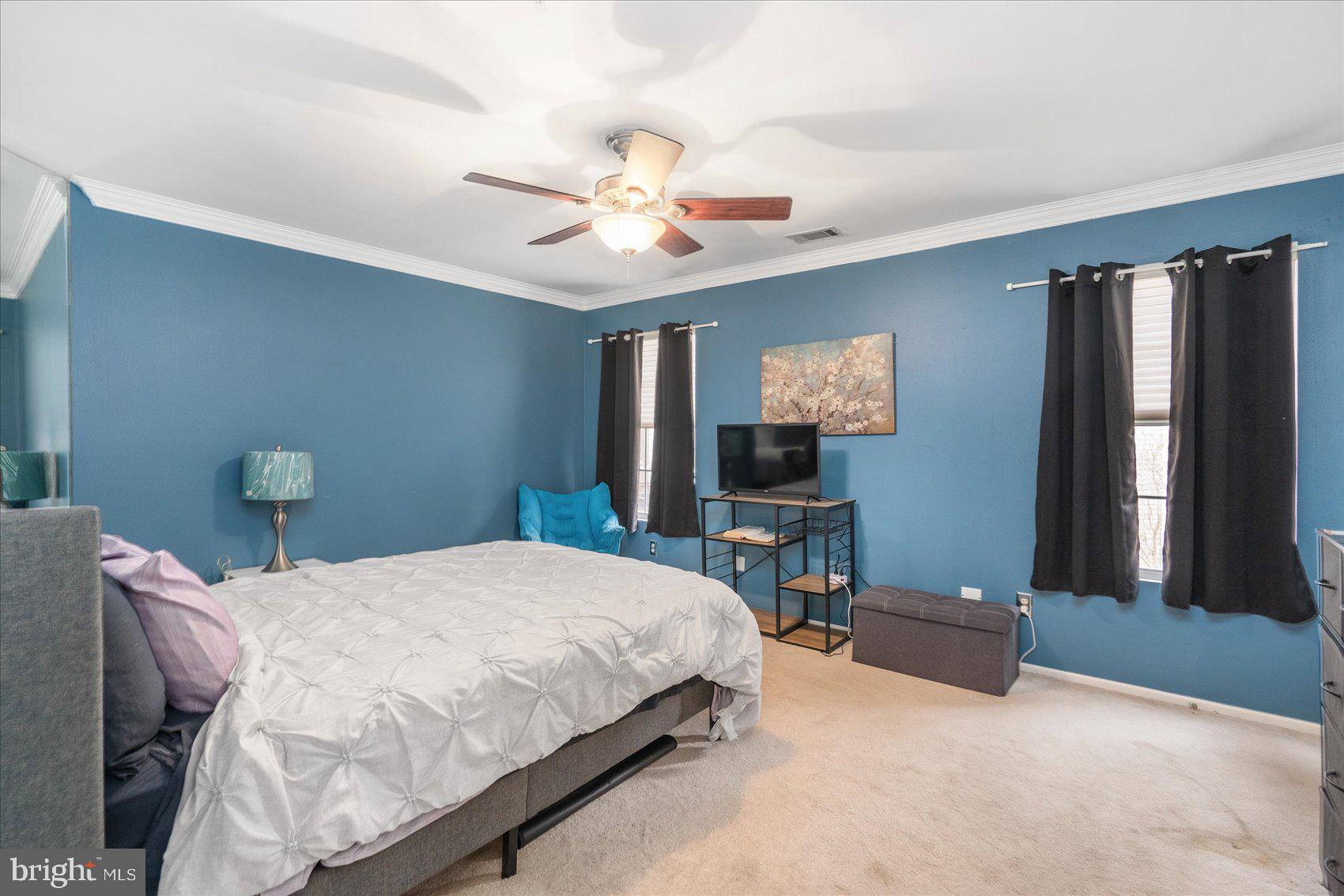 ENGLISH COUNTRY MANOR - Residential