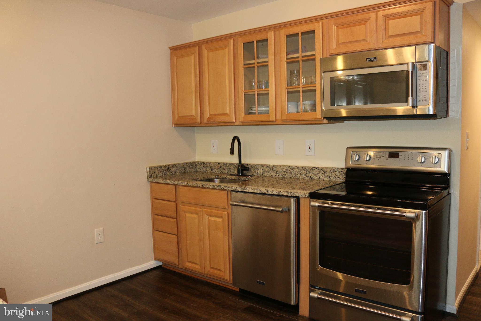 HAWTHORNE VILLAGE - Residential