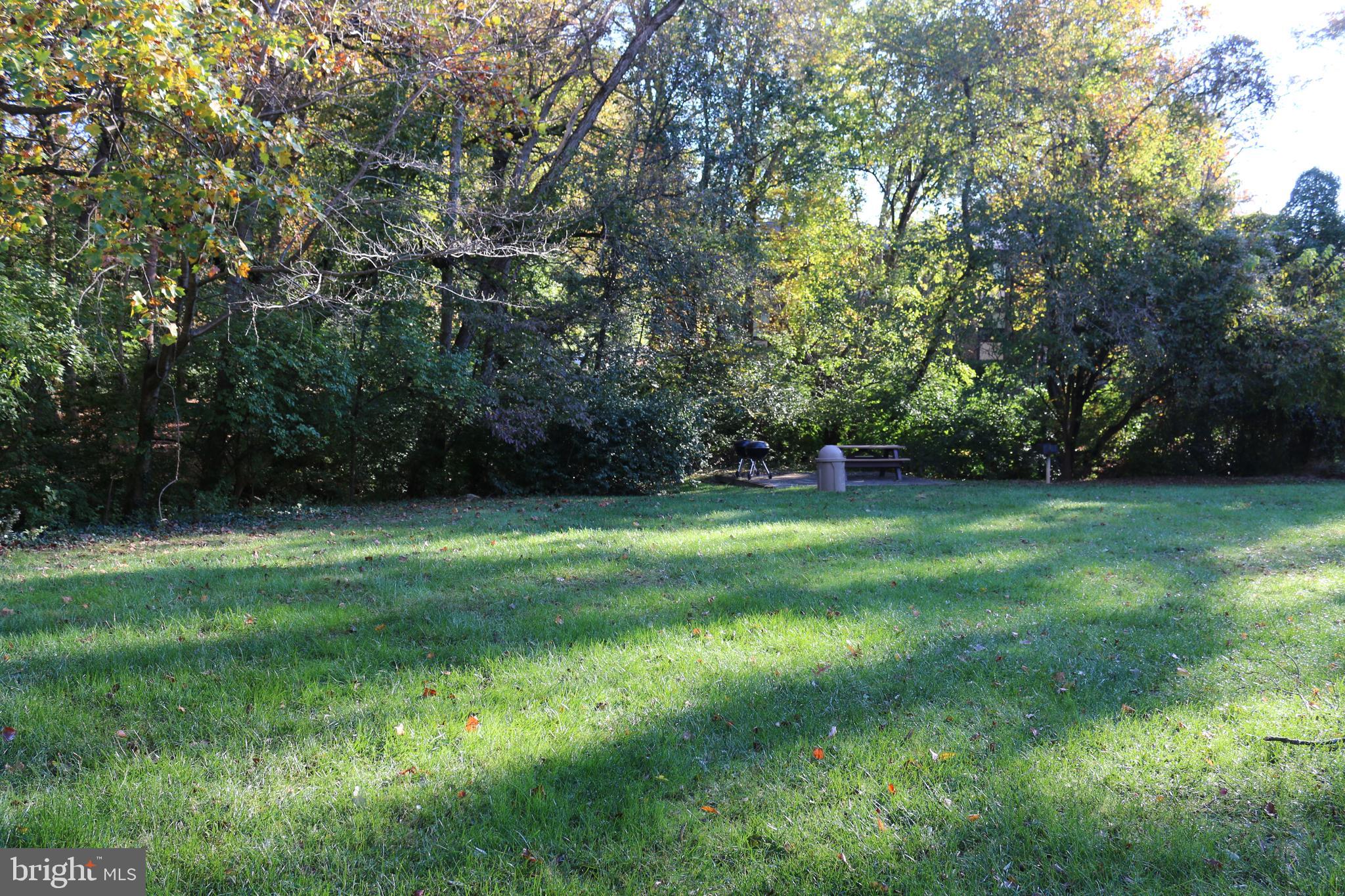 HAWTHORNE VILLAGE - Residential