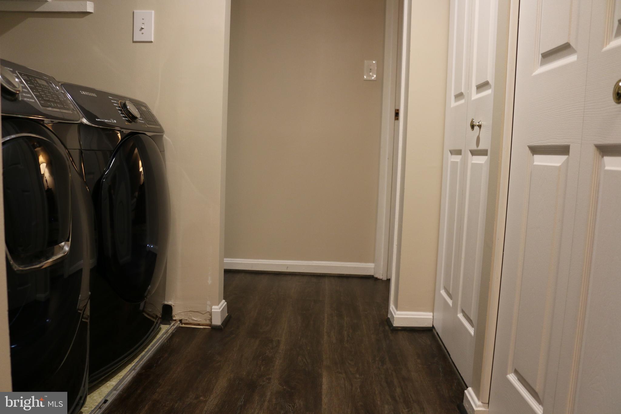 HAWTHORNE VILLAGE - Residential